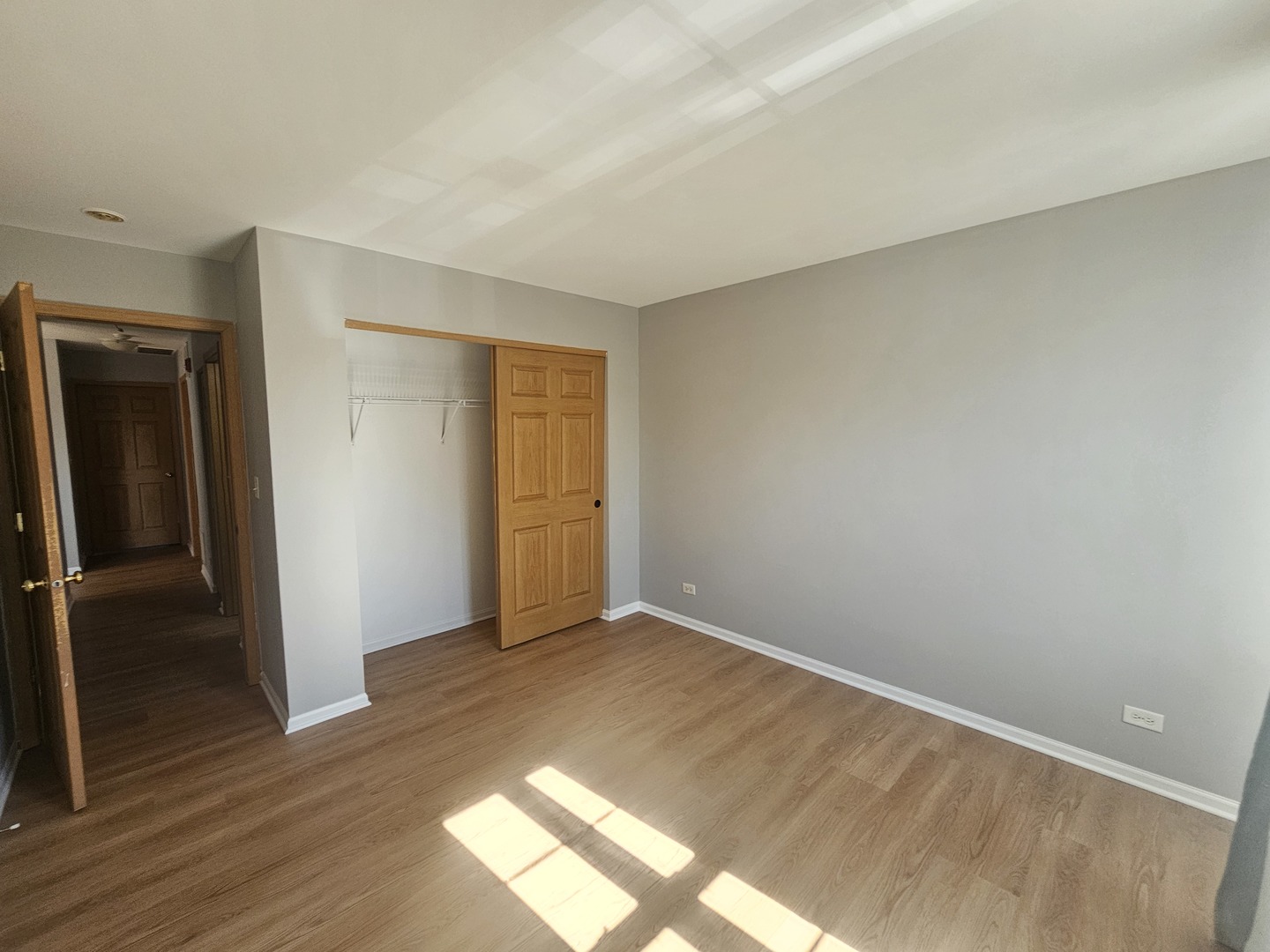 852 Woodewind Drive #-, Naperville, IL 60563