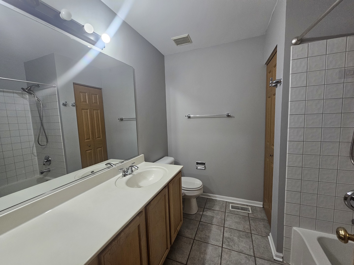 852 Woodewind Drive #-, Naperville, IL 60563