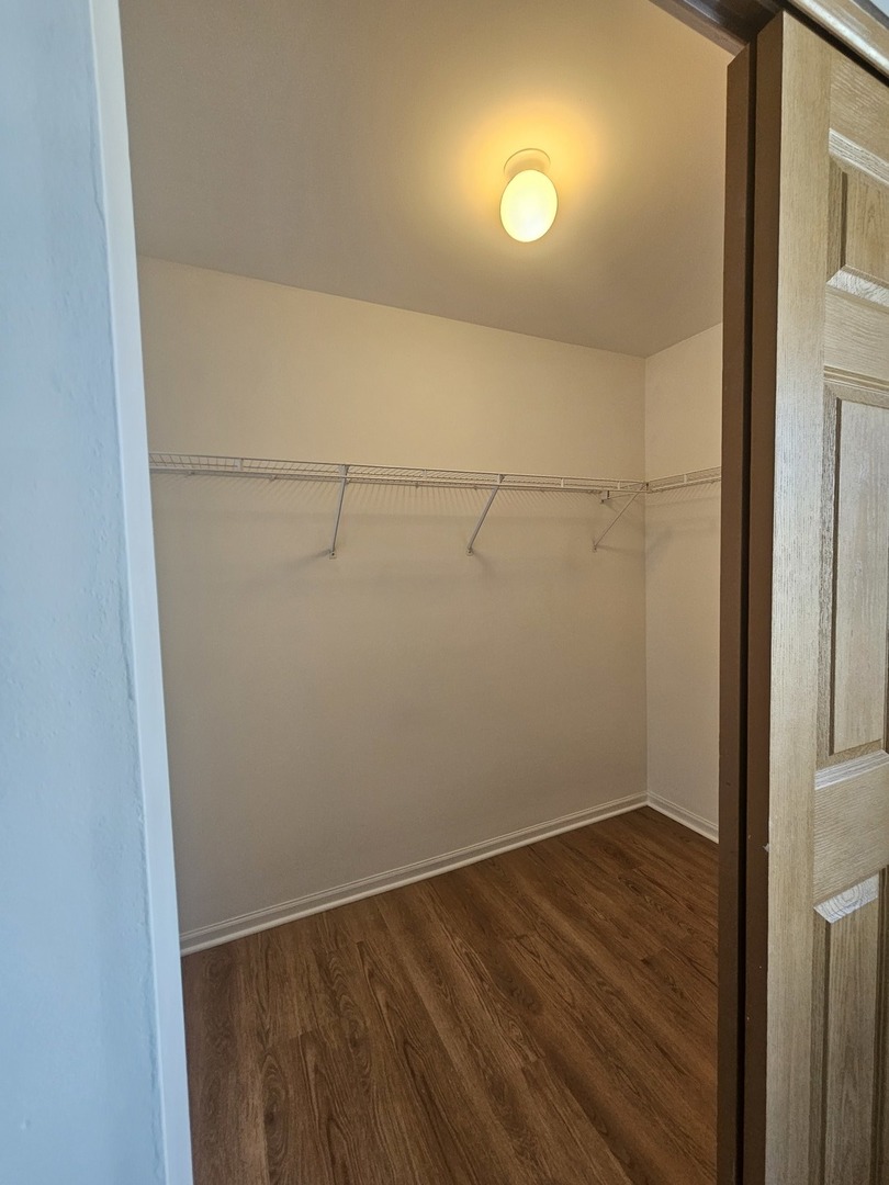 852 Woodewind Drive #-, Naperville, IL 60563