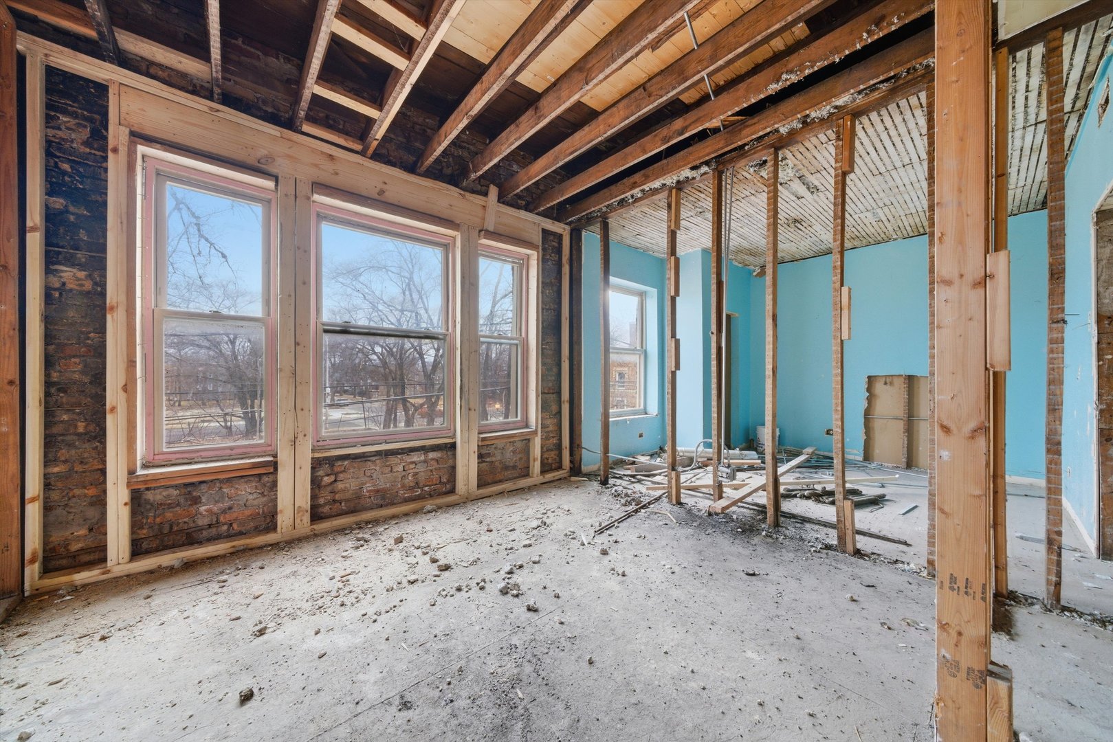 5843 S Peoria Street, Chicago, IL 60621