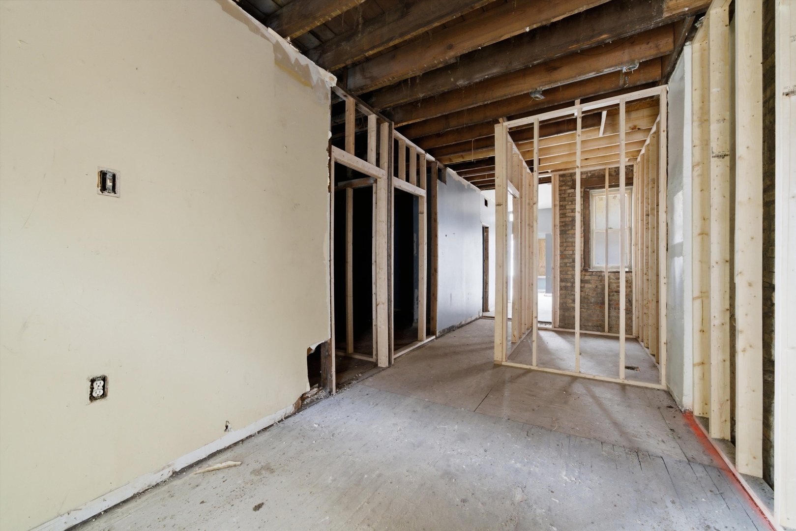 5843 S Peoria Street, Chicago, IL 60621