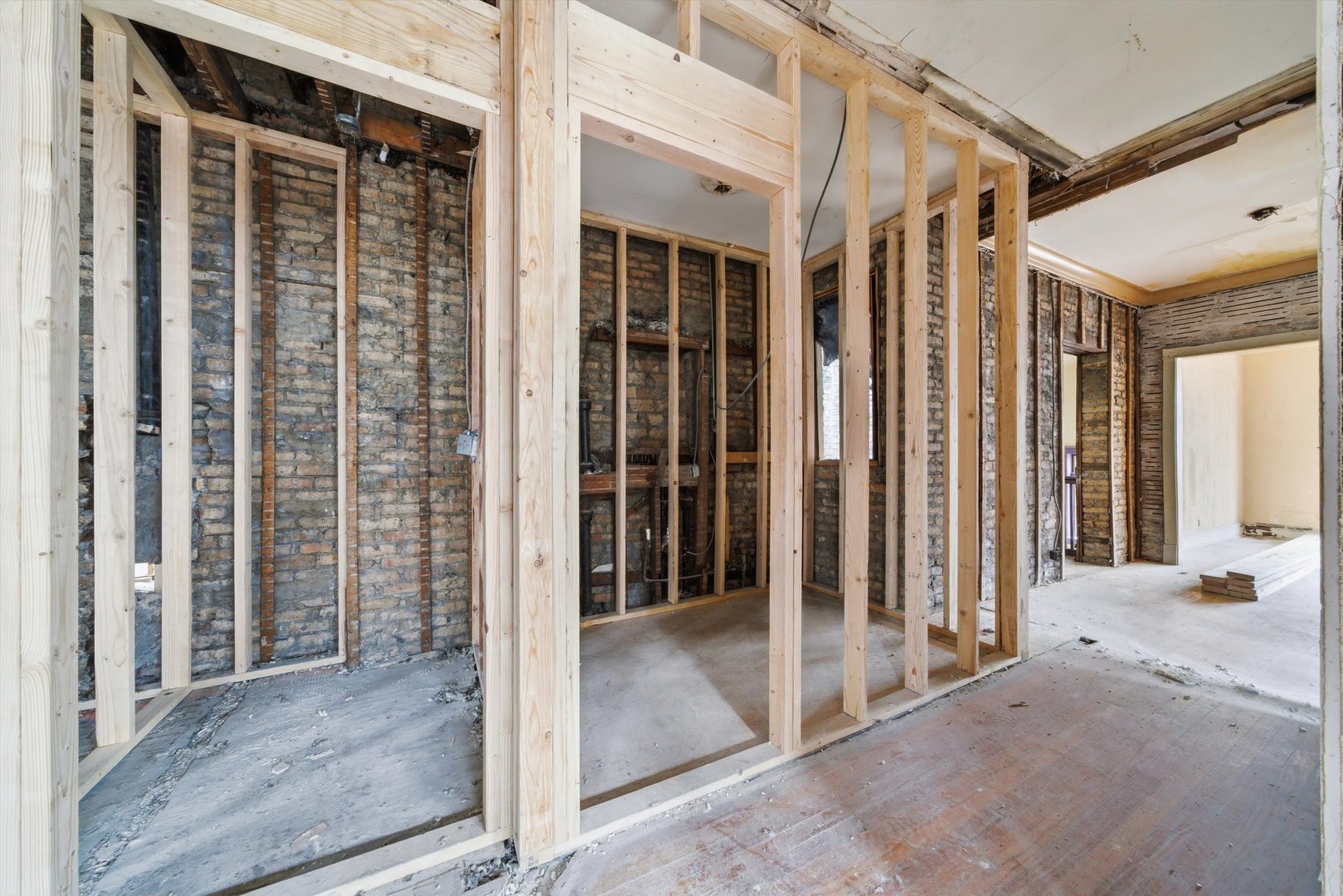 5843 S Peoria Street, Chicago, IL 60621