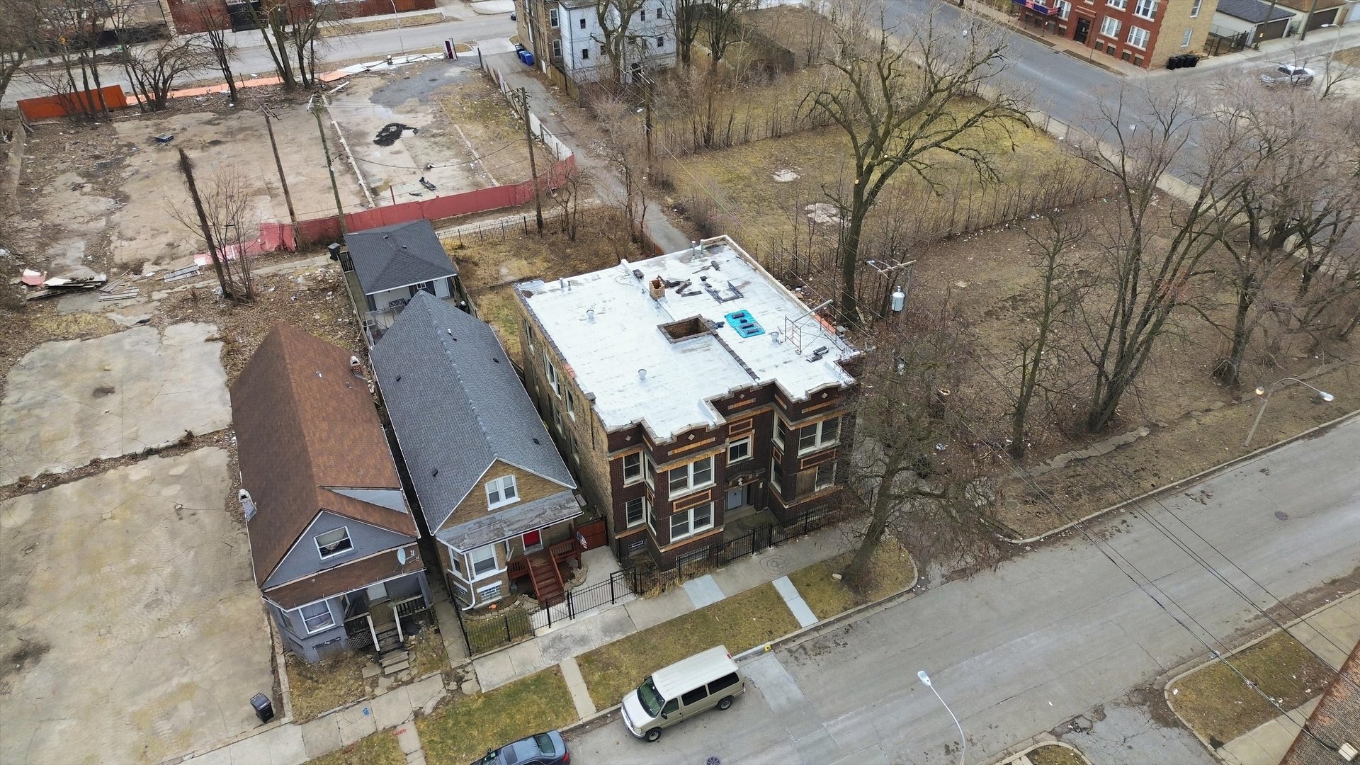 5843 S Peoria Street, Chicago, IL 60621