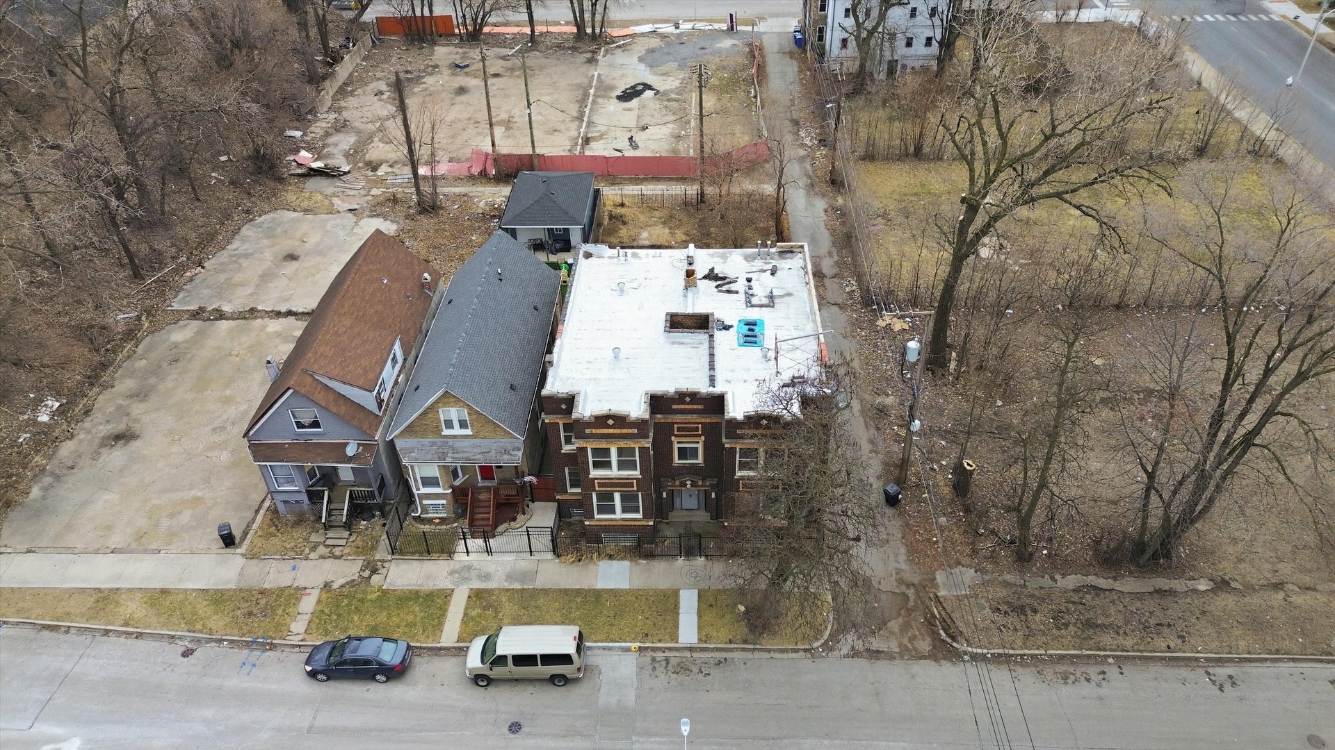 5843 S Peoria Street, Chicago, IL 60621