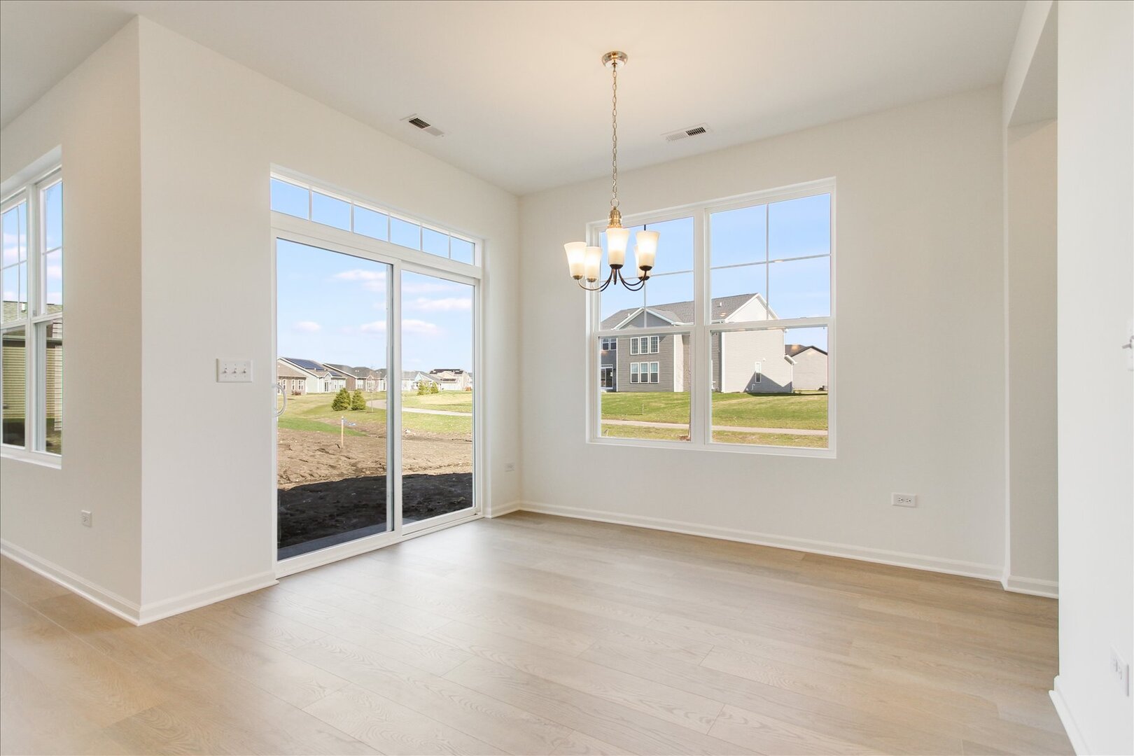 734 Alberta Avenue, Oswego, IL 60543