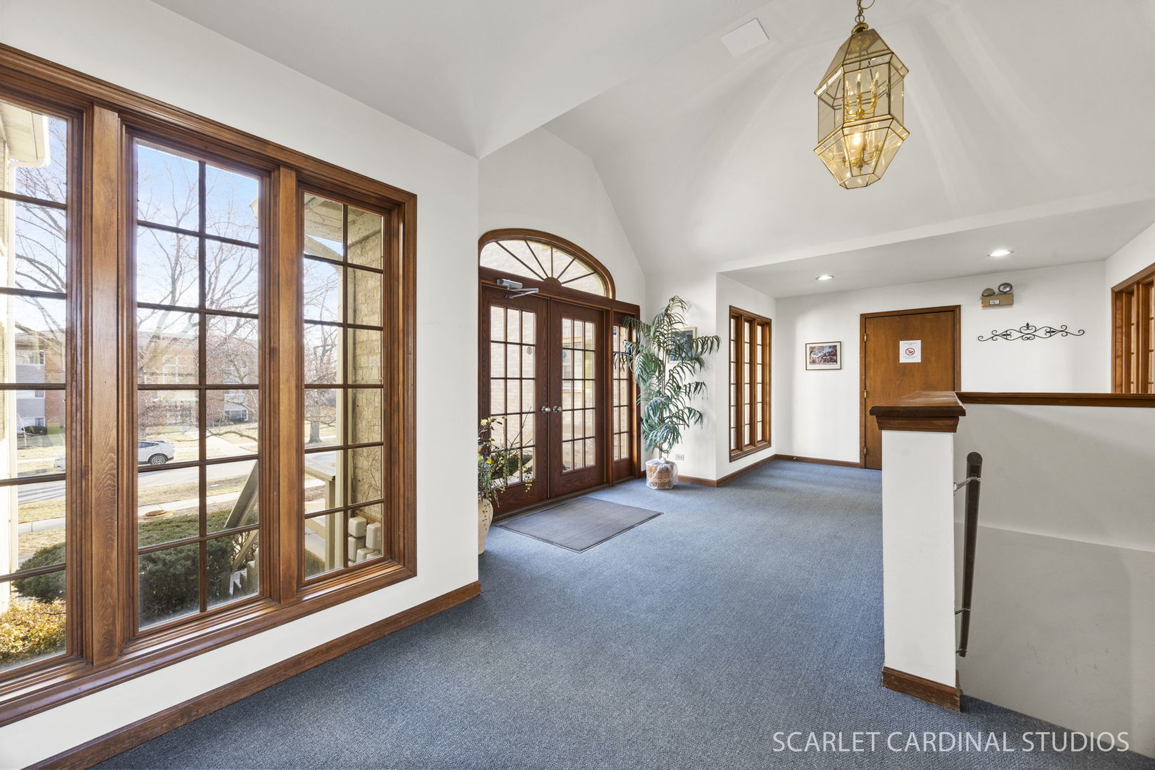 528 Pershing Avenue #G, Glen Ellyn, IL 60137