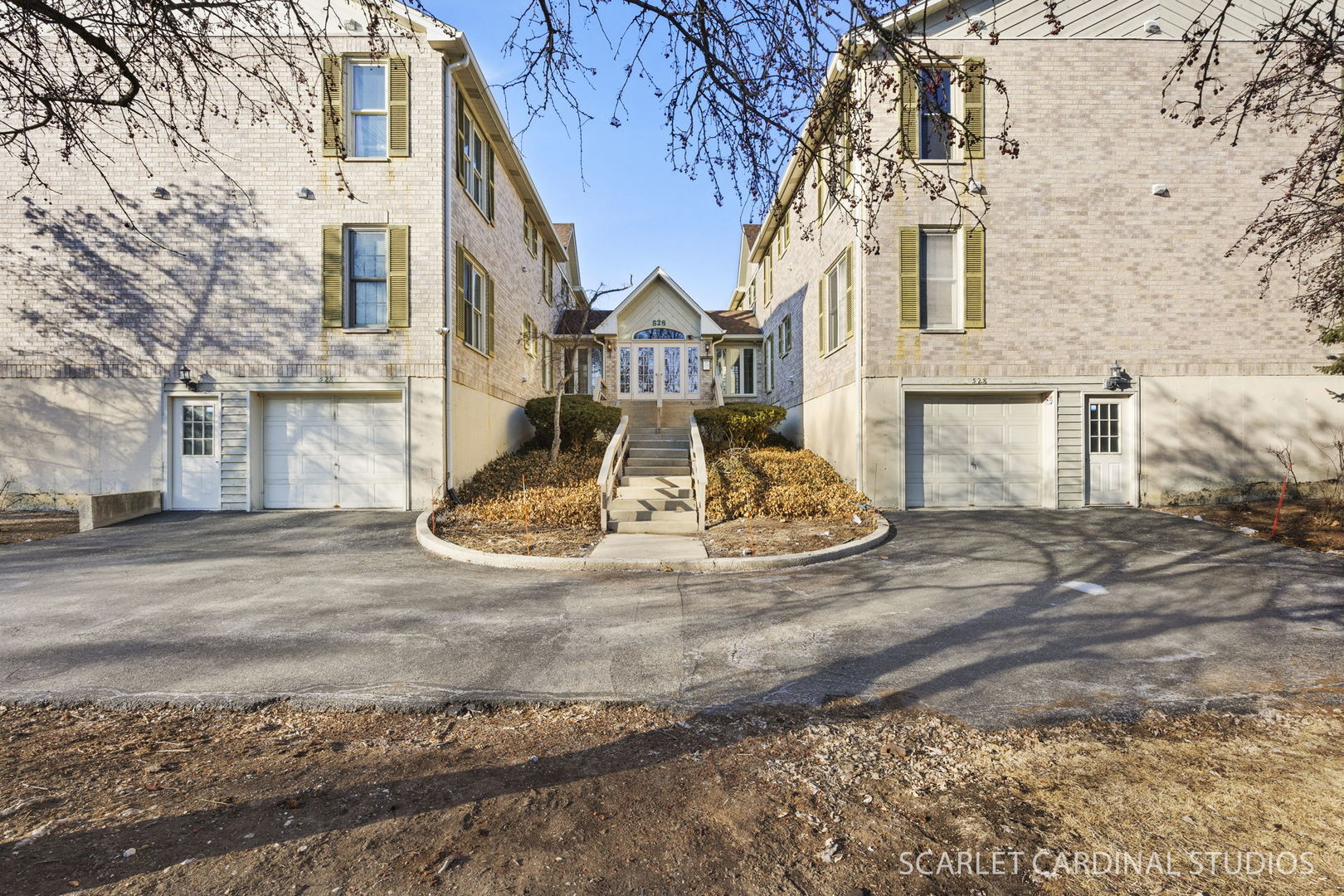 528 Pershing Avenue #G, Glen Ellyn, IL 60137
