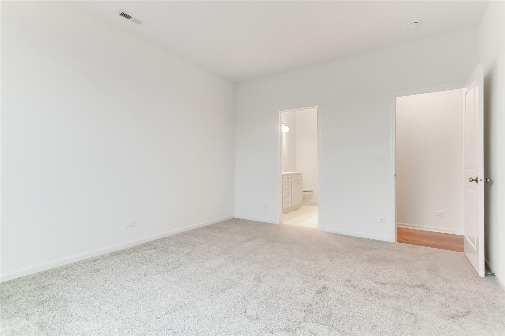 739 Alberta Avenue, Oswego, IL 60543