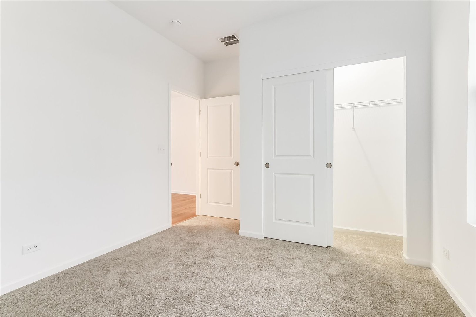 739 Alberta Avenue, Oswego, IL 60543