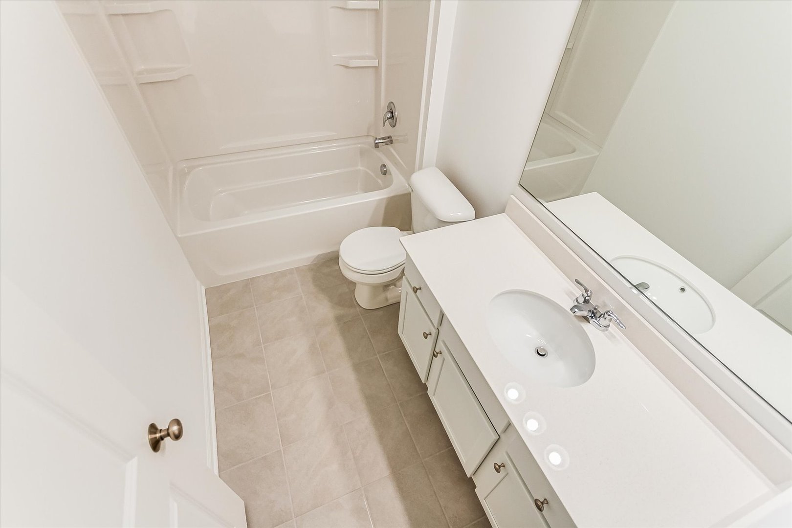 739 Alberta Avenue, Oswego, IL 60543