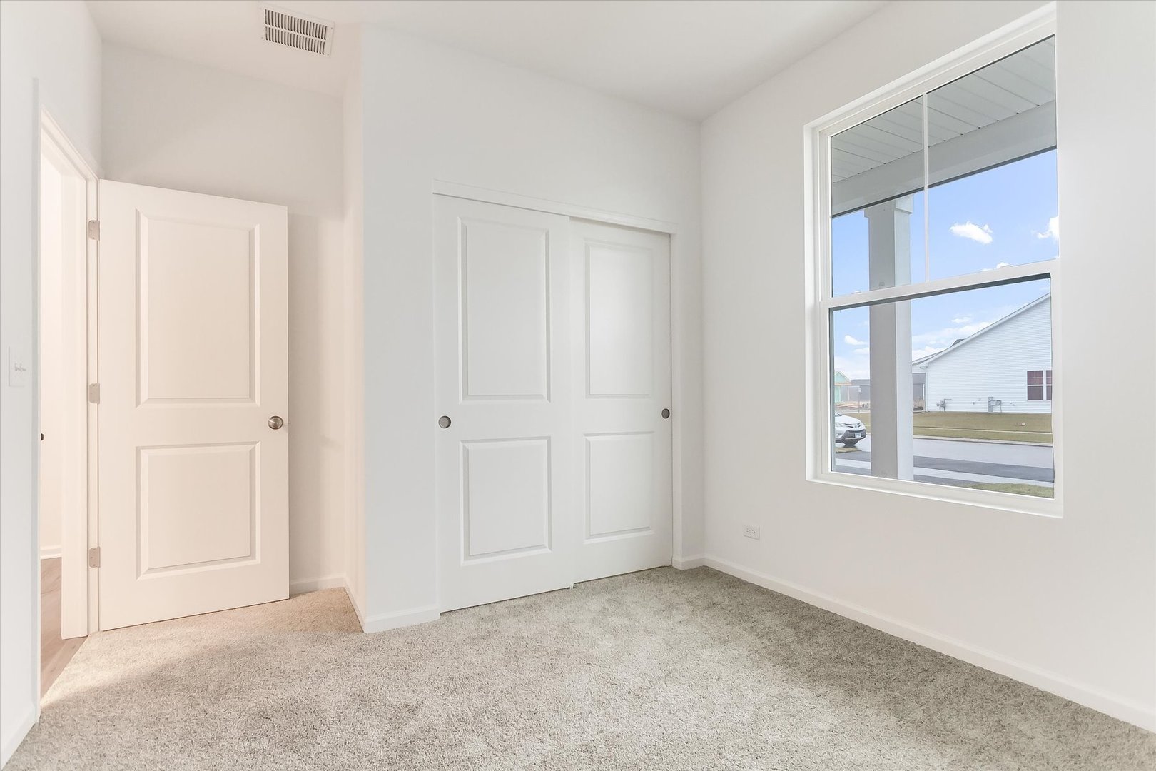 739 Alberta Avenue, Oswego, IL 60543