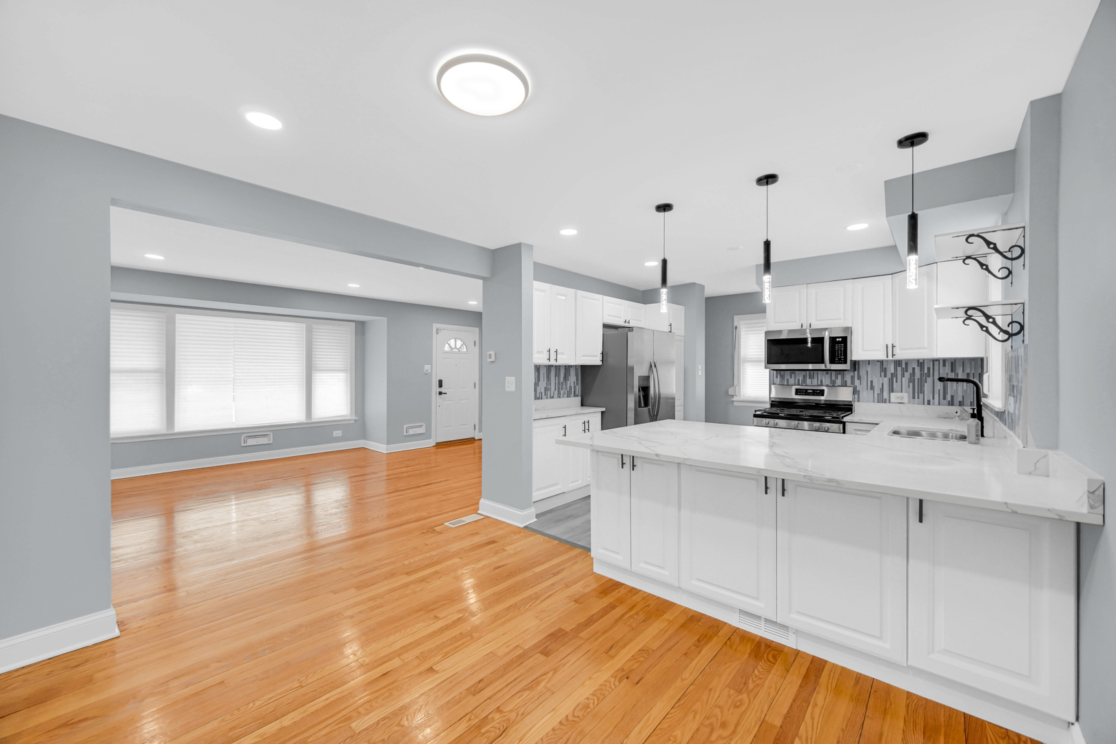 10029 S Green Street, Chicago, IL 60643