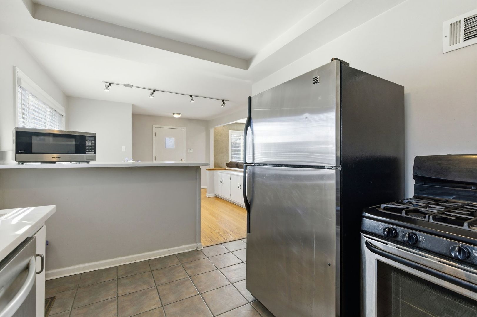 2440 183rd Street, Homewood, IL 60430