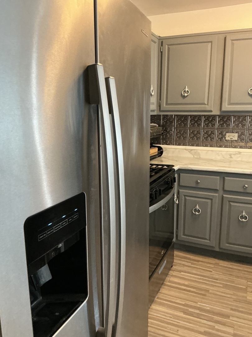 2333 Windsor Lane, Country Club Hills, IL 60478