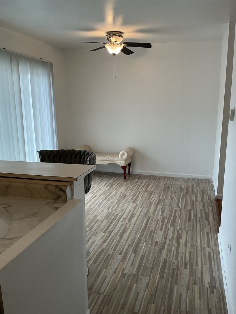 2333 Windsor Lane, Country Club Hills, IL 60478