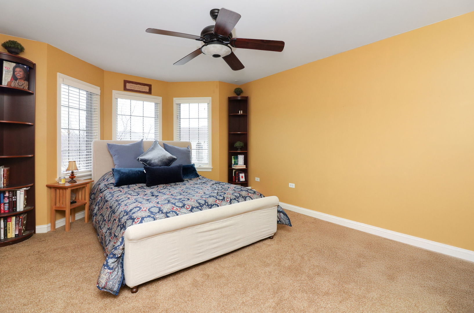 1 Crenshaw Court, Bolingbrook, IL 60490