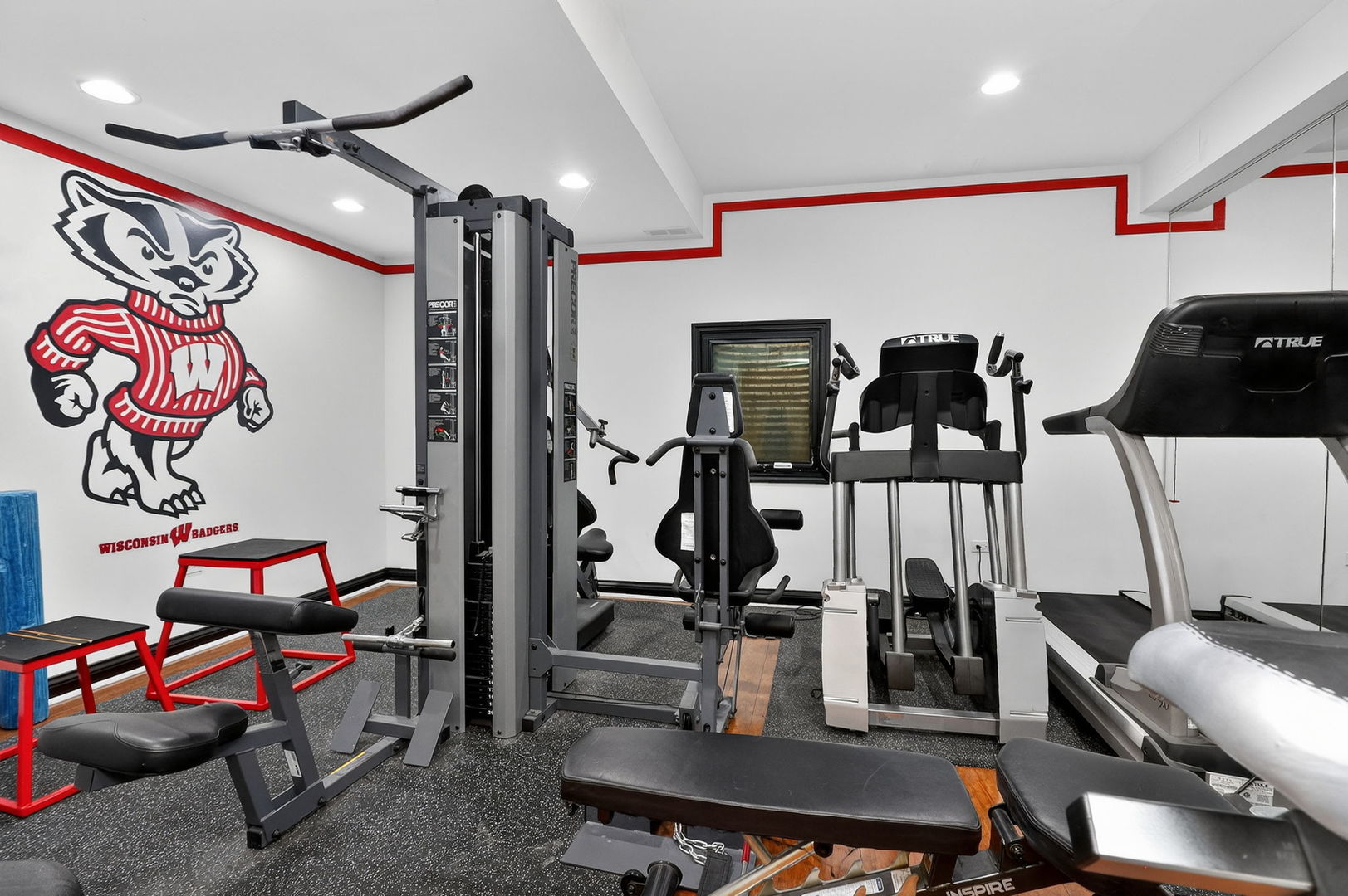 1 Crenshaw Court, Bolingbrook, IL 60490