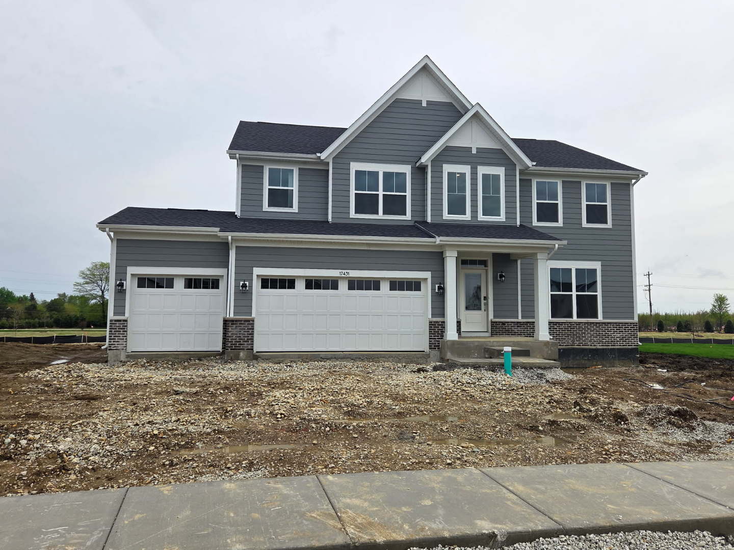 17431 S Victoria Lane, Lockport, IL 60441