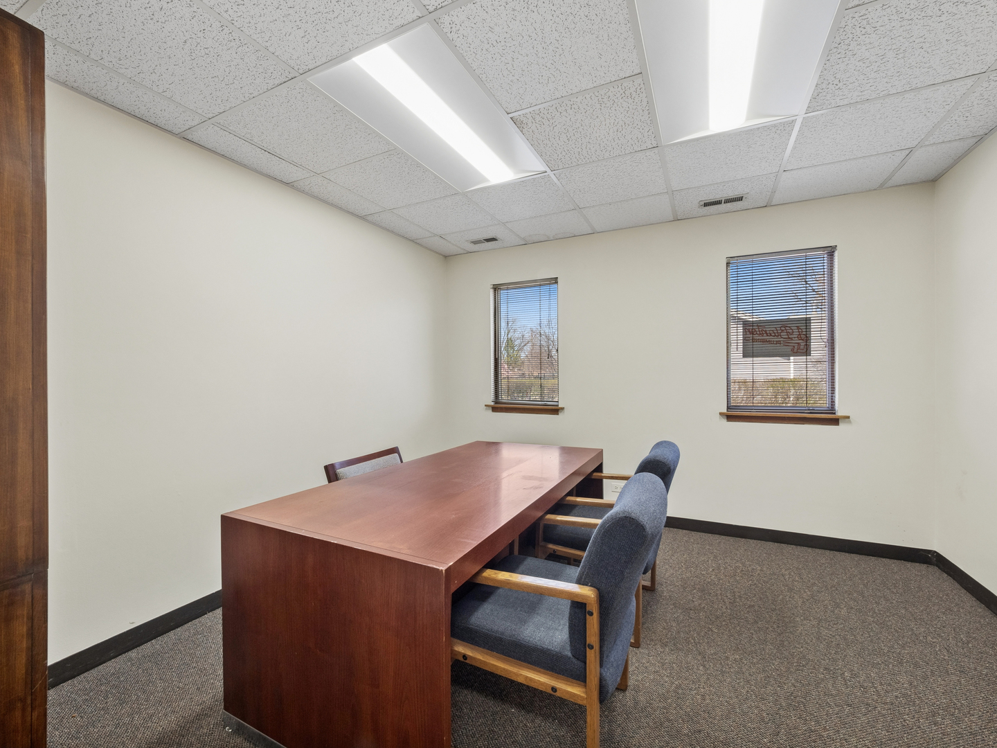 1204 E Central Road, Arlington Heights, IL 60005