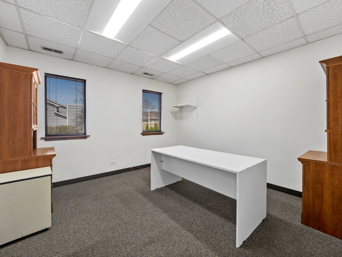 1204 E Central Road, Arlington Heights, IL 60005