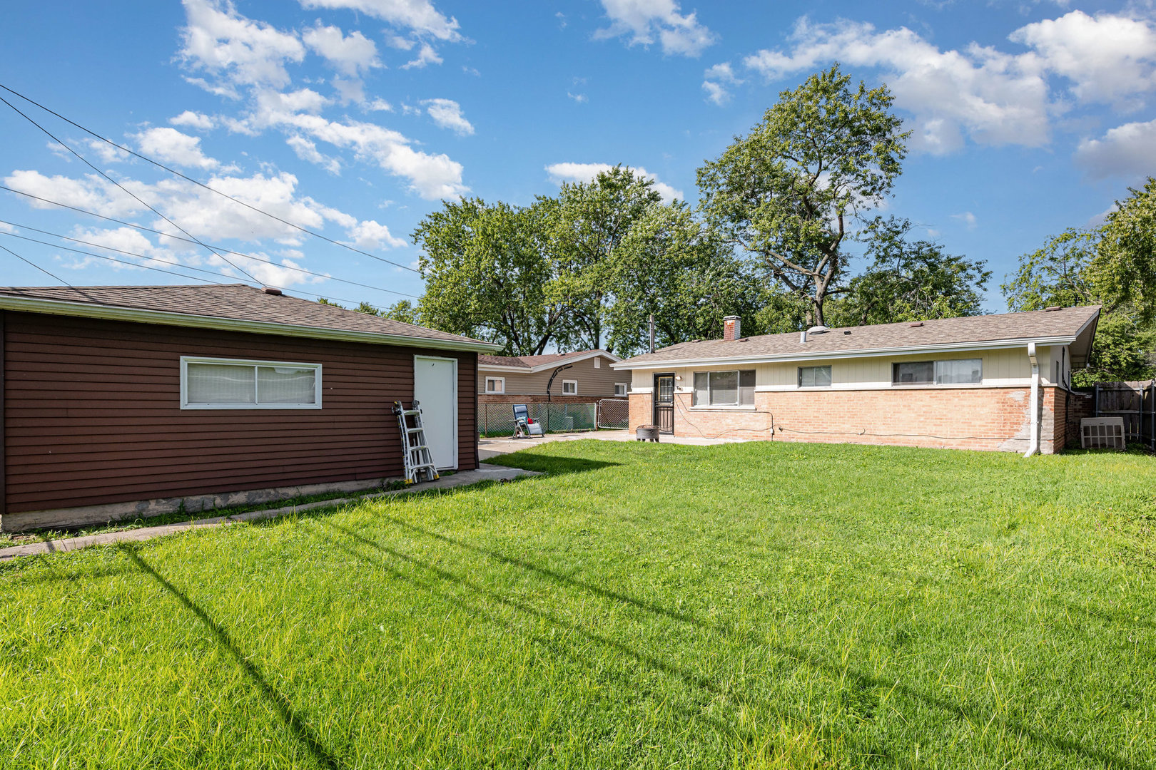 1433 Burnham Avenue, Calumet City, IL 60409