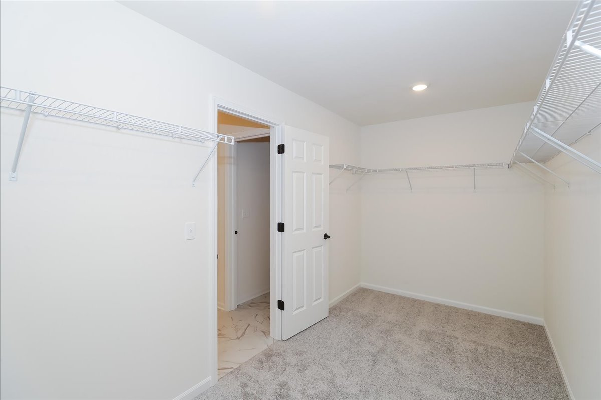 860 Preston Court, Oswego, IL 60543