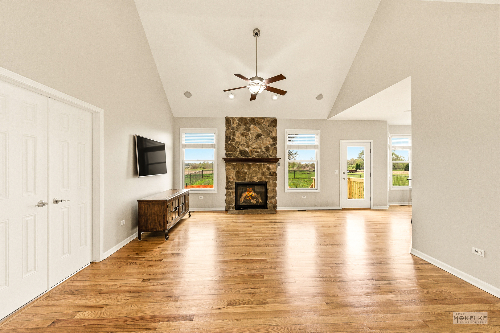 4453 E 2969th Road, Newark, IL 60541