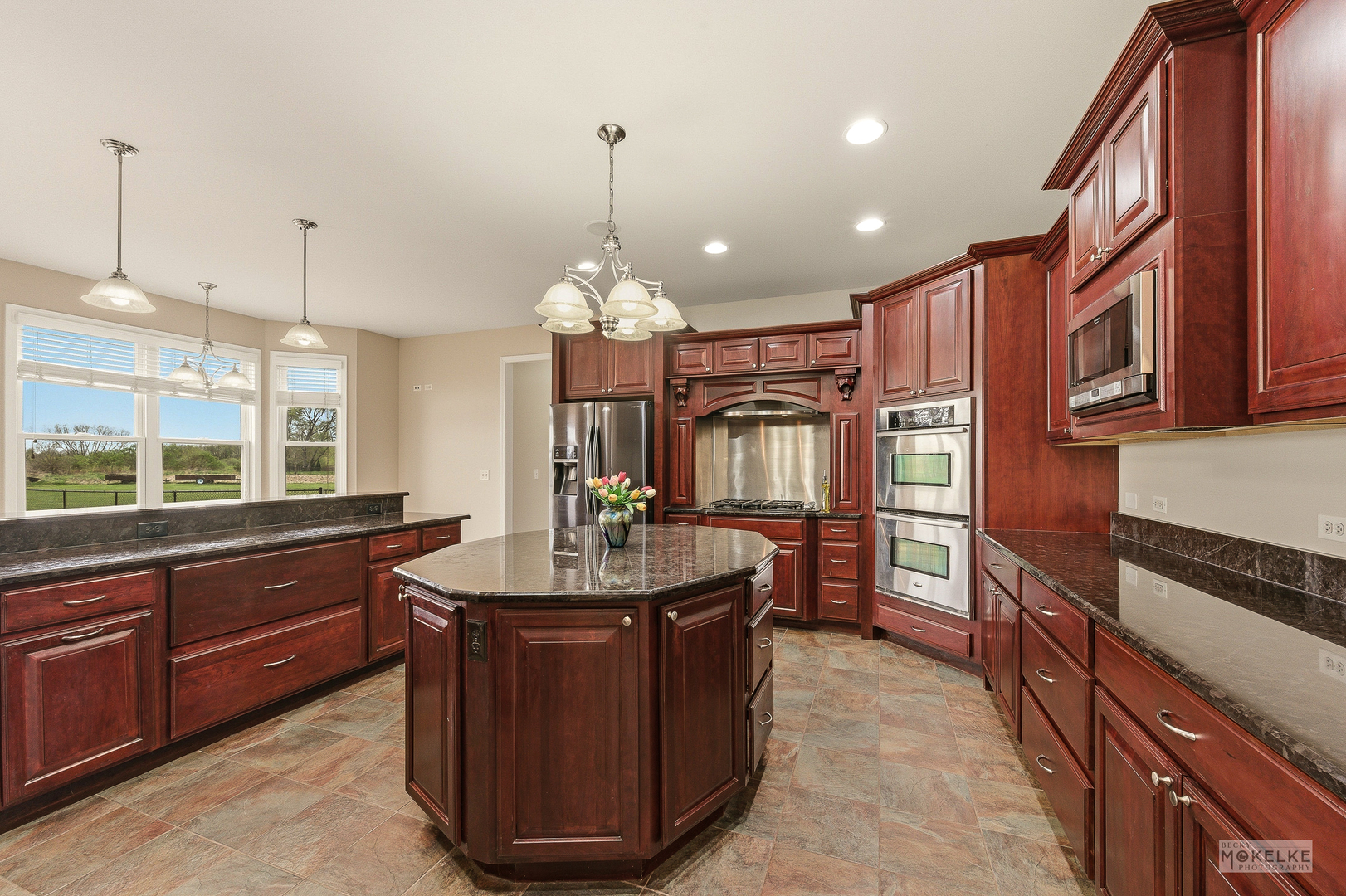 4453 E 2969th Road, Newark, IL 60541