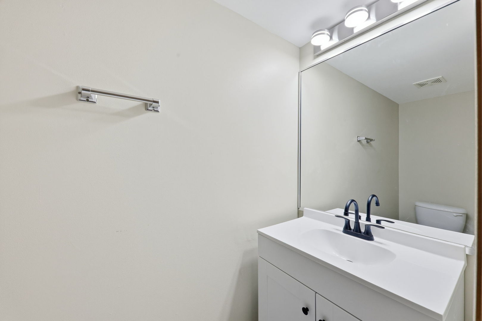 21459 W Georgetown Drive, Plainfield, IL 60544