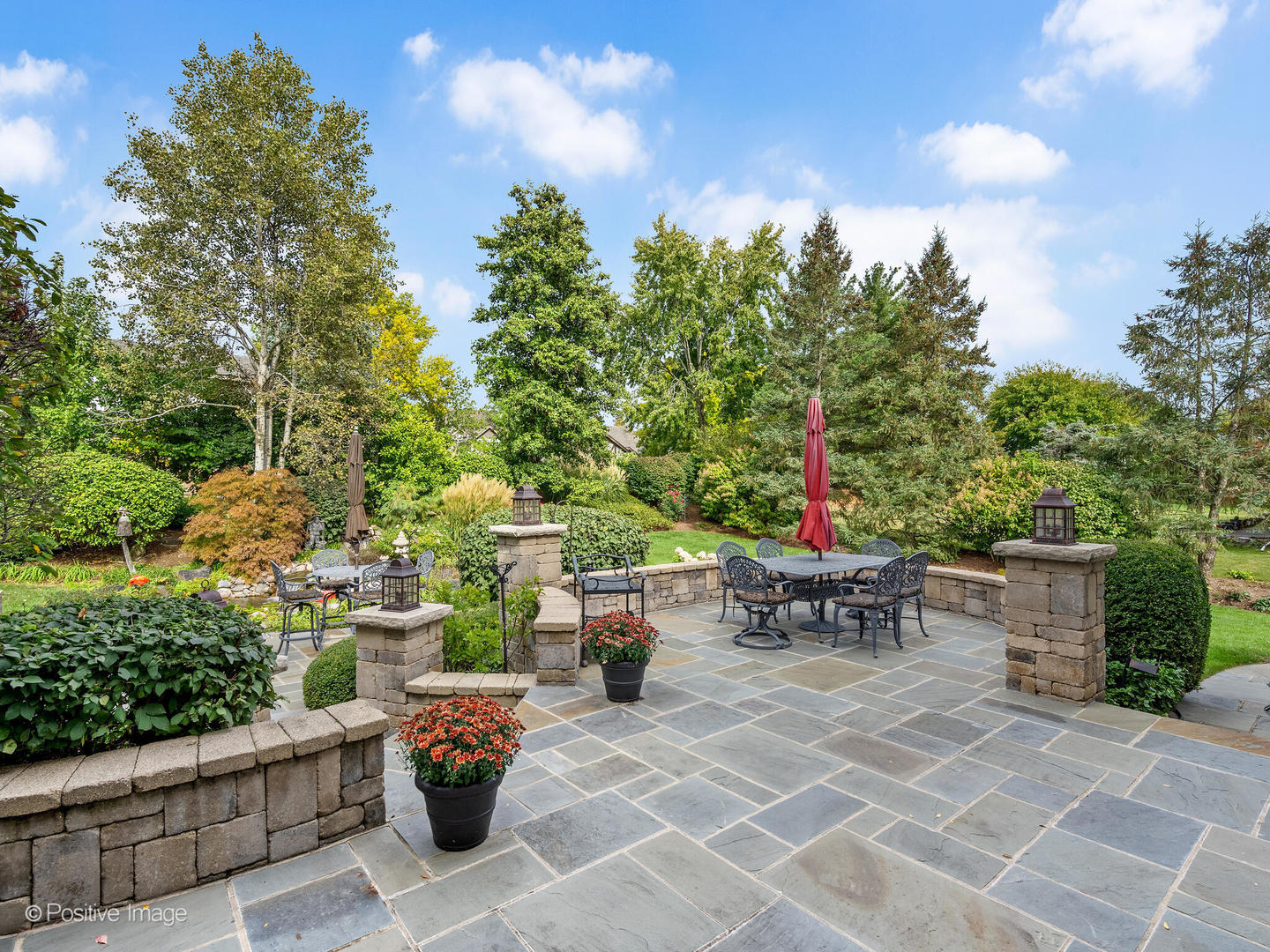 15W601 81st Street, Burr Ridge, IL 60527