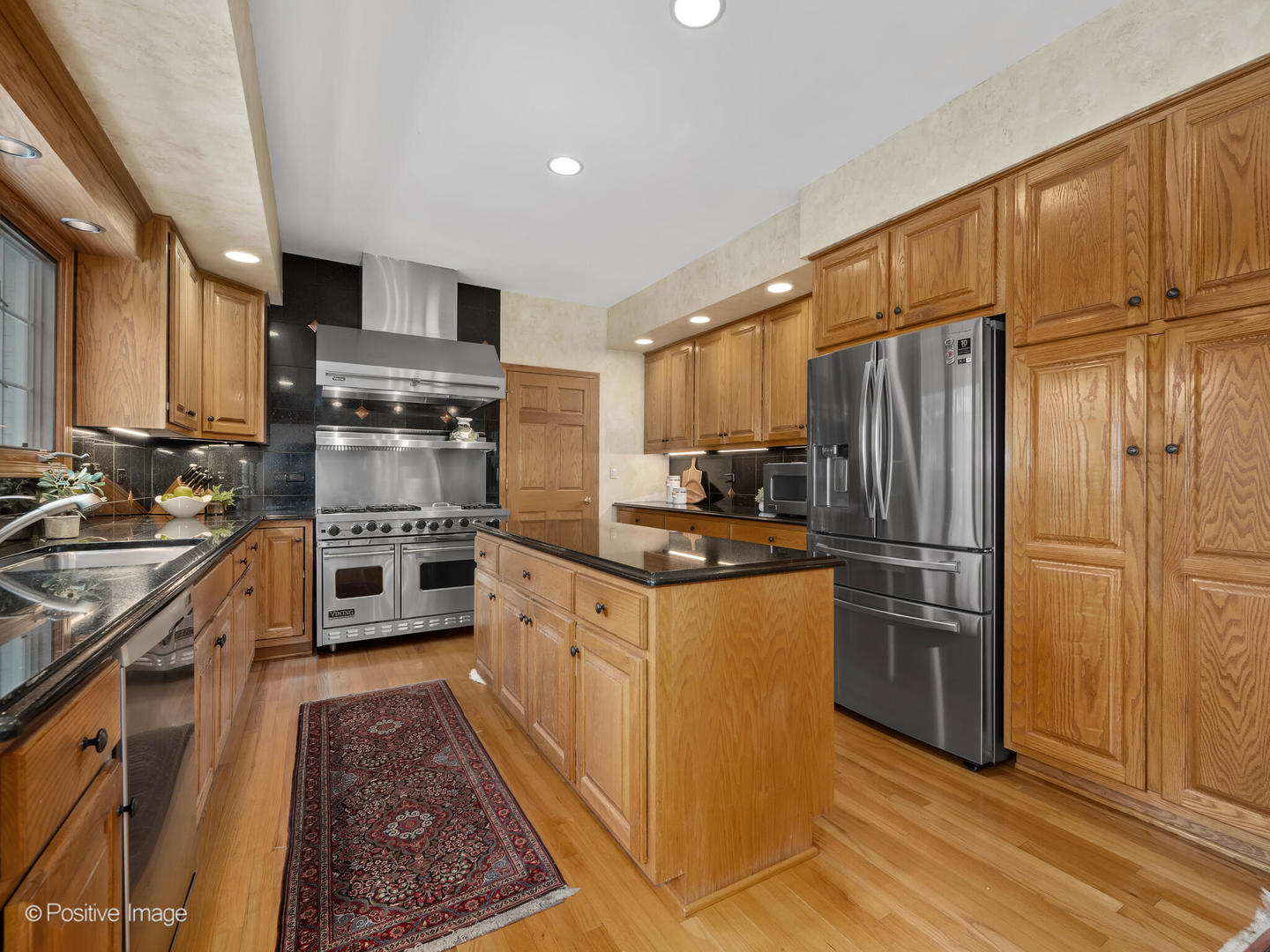 15W601 81st Street, Burr Ridge, IL 60527