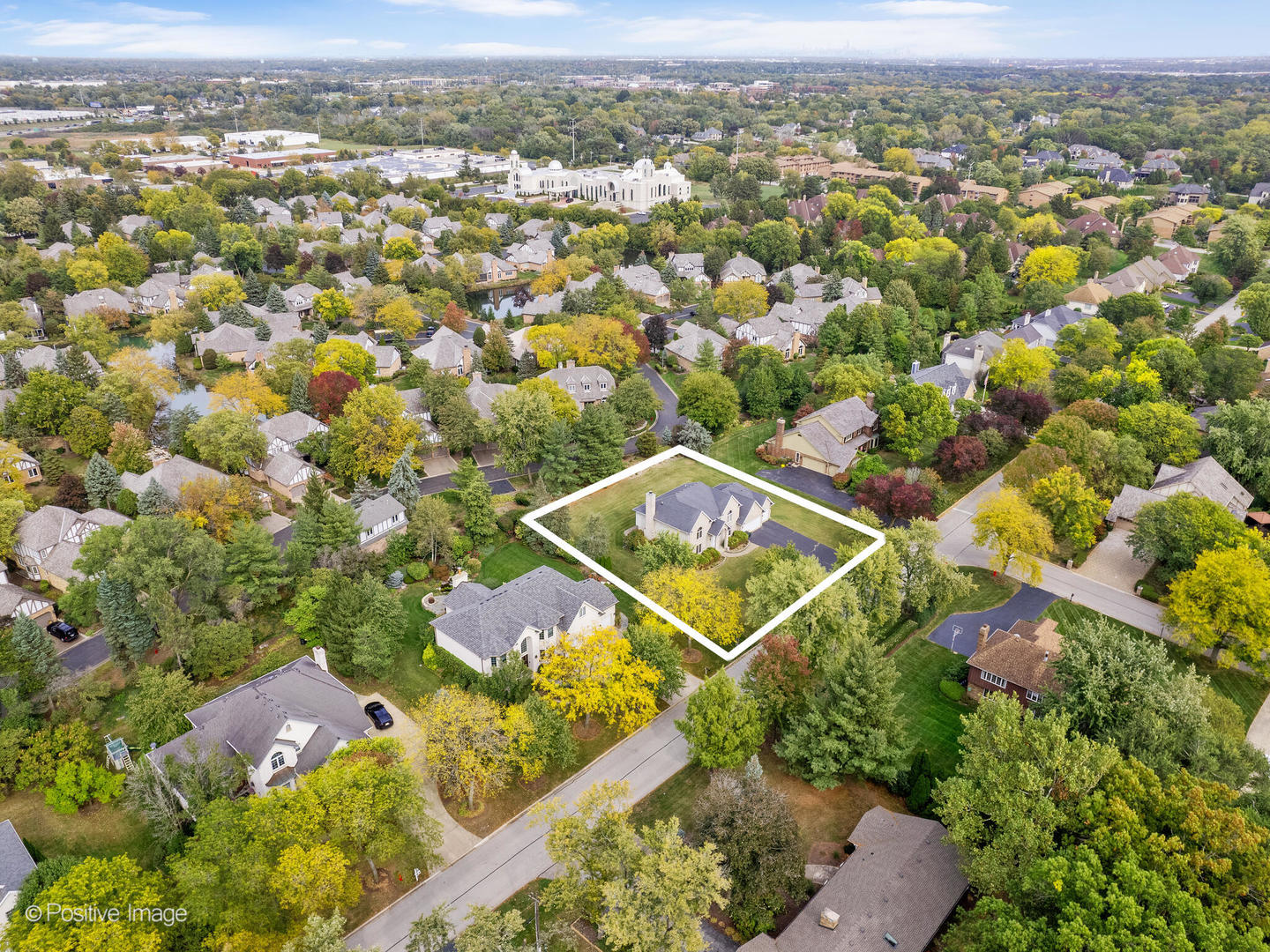 15W601 81st Street, Burr Ridge, IL 60527