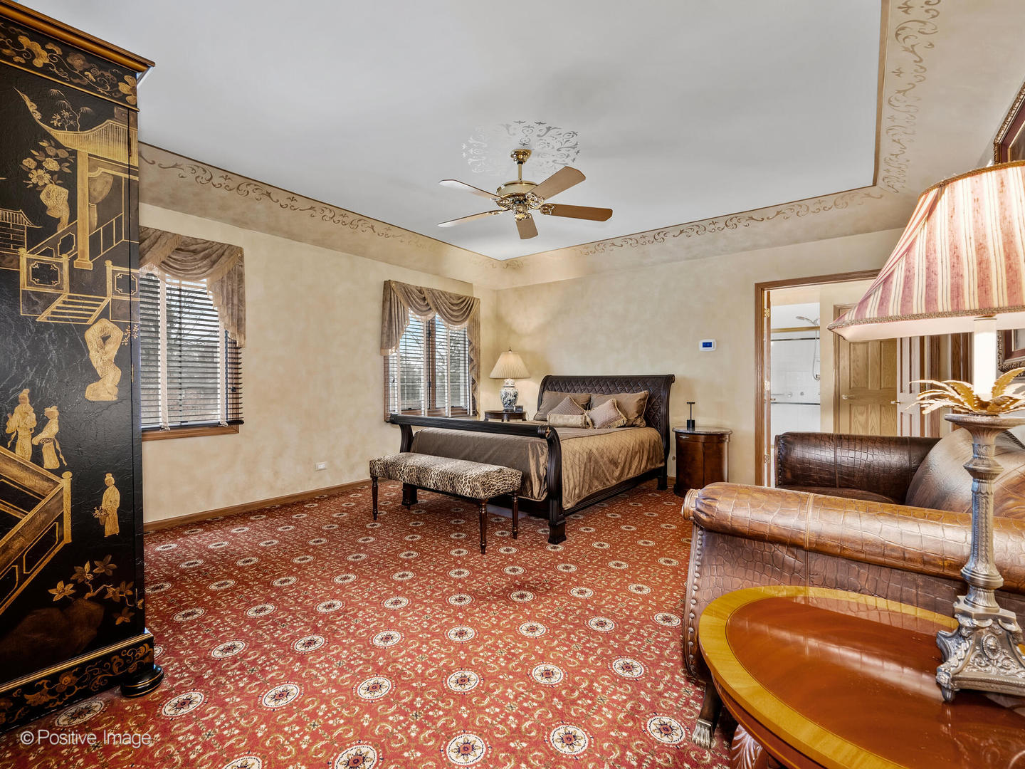 15W601 81st Street, Burr Ridge, IL 60527