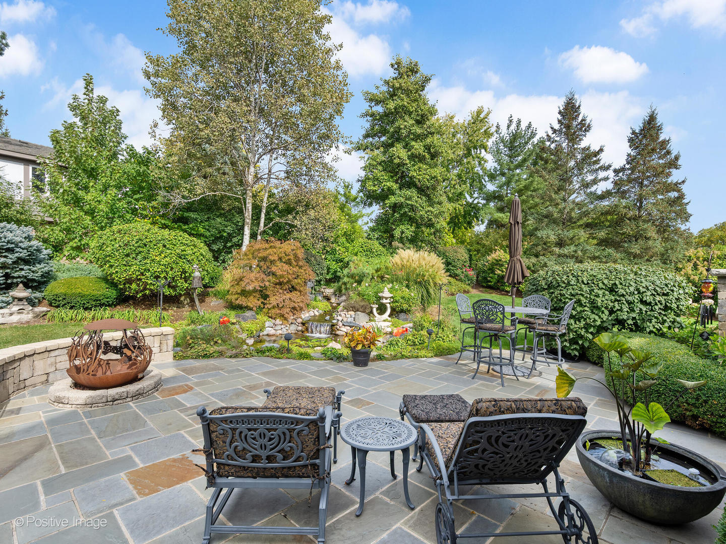 15W601 81st Street, Burr Ridge, IL 60527