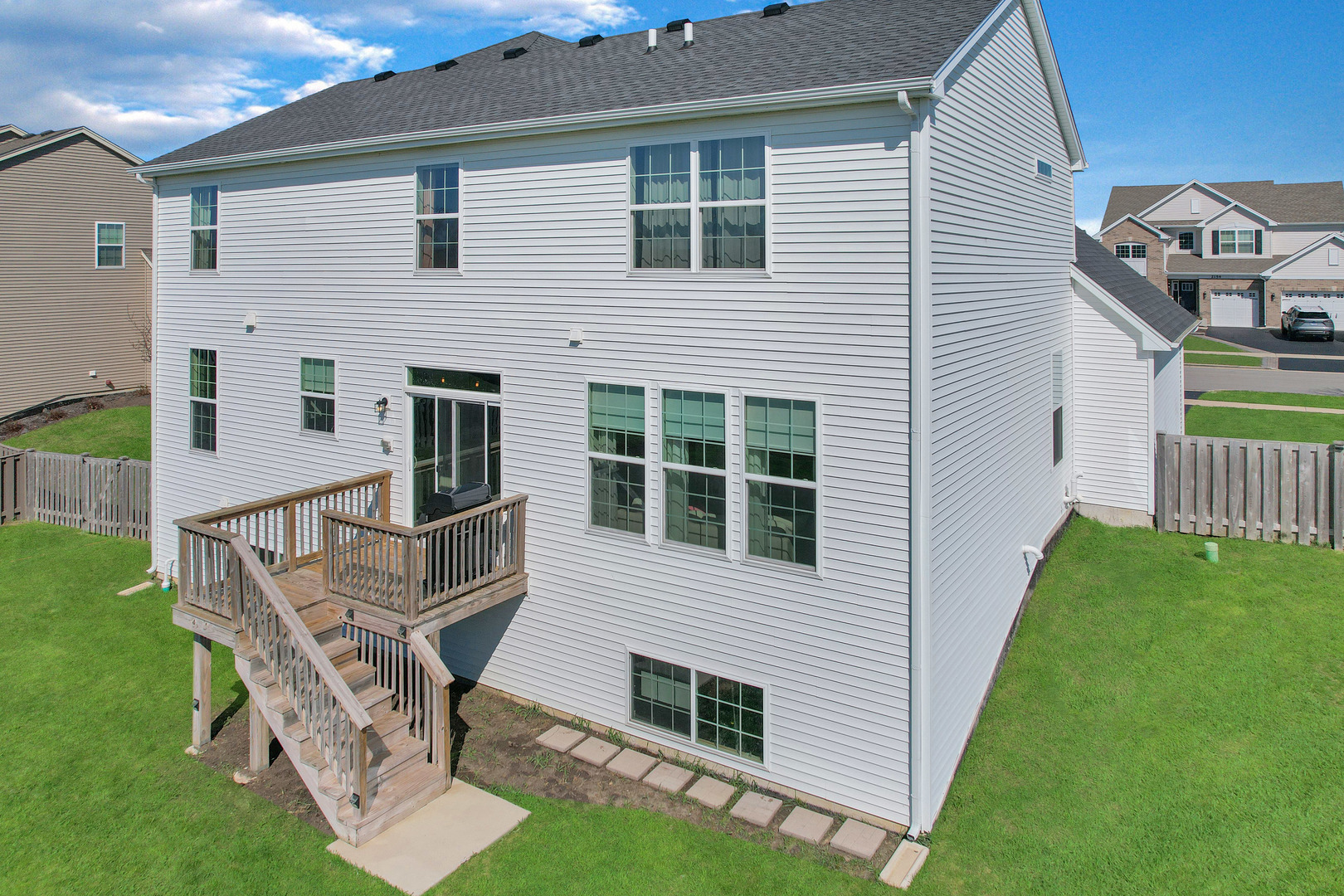 2155 Hartfield Avenue, Yorkville, IL 60560