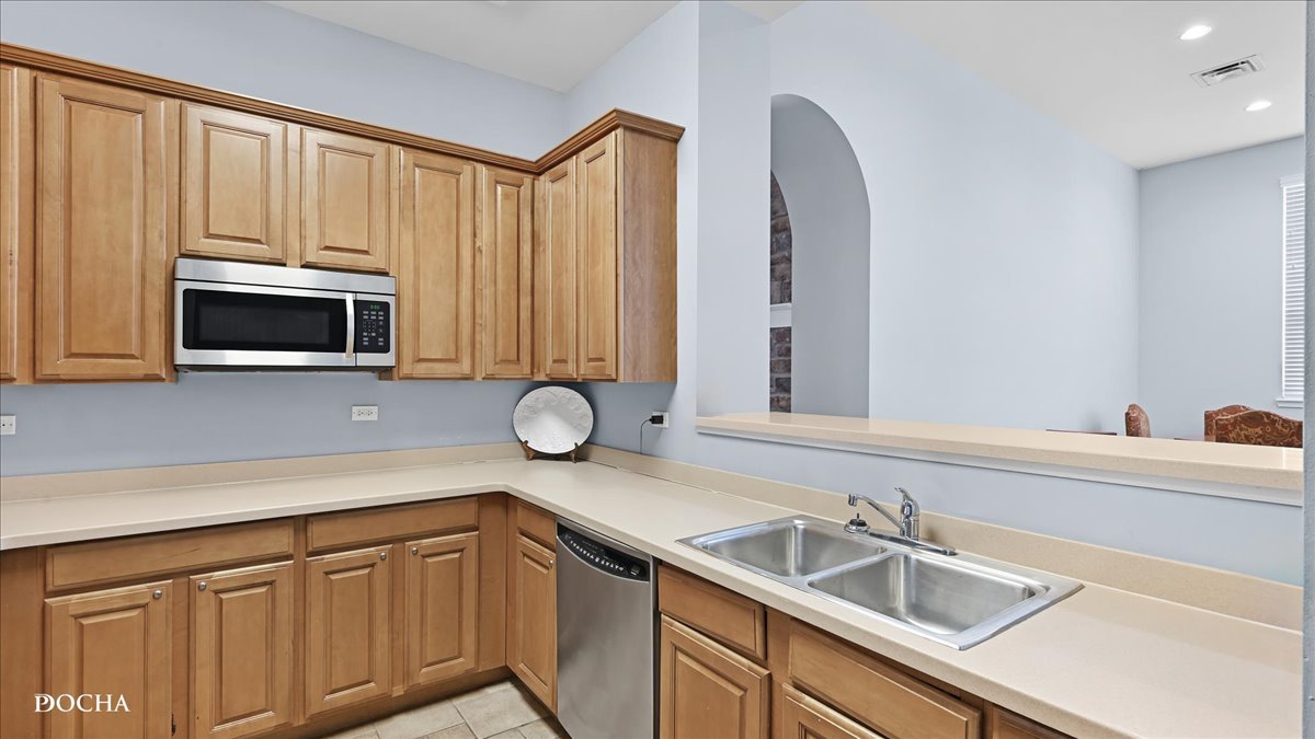 2155 Hartfield Avenue, Yorkville, IL 60560