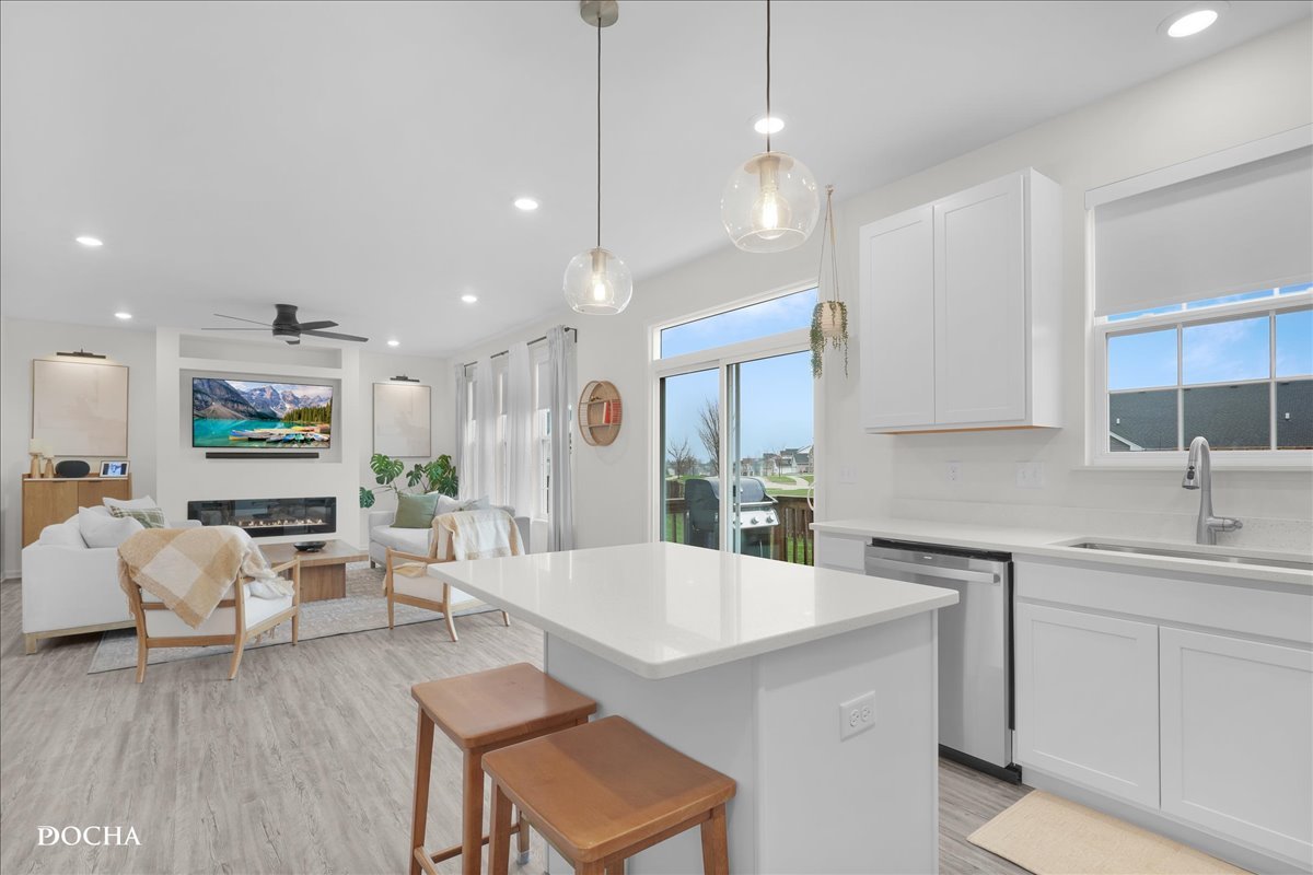 2155 Hartfield Avenue, Yorkville, IL 60560