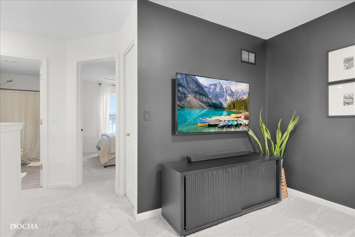 2155 Hartfield Avenue, Yorkville, IL 60560