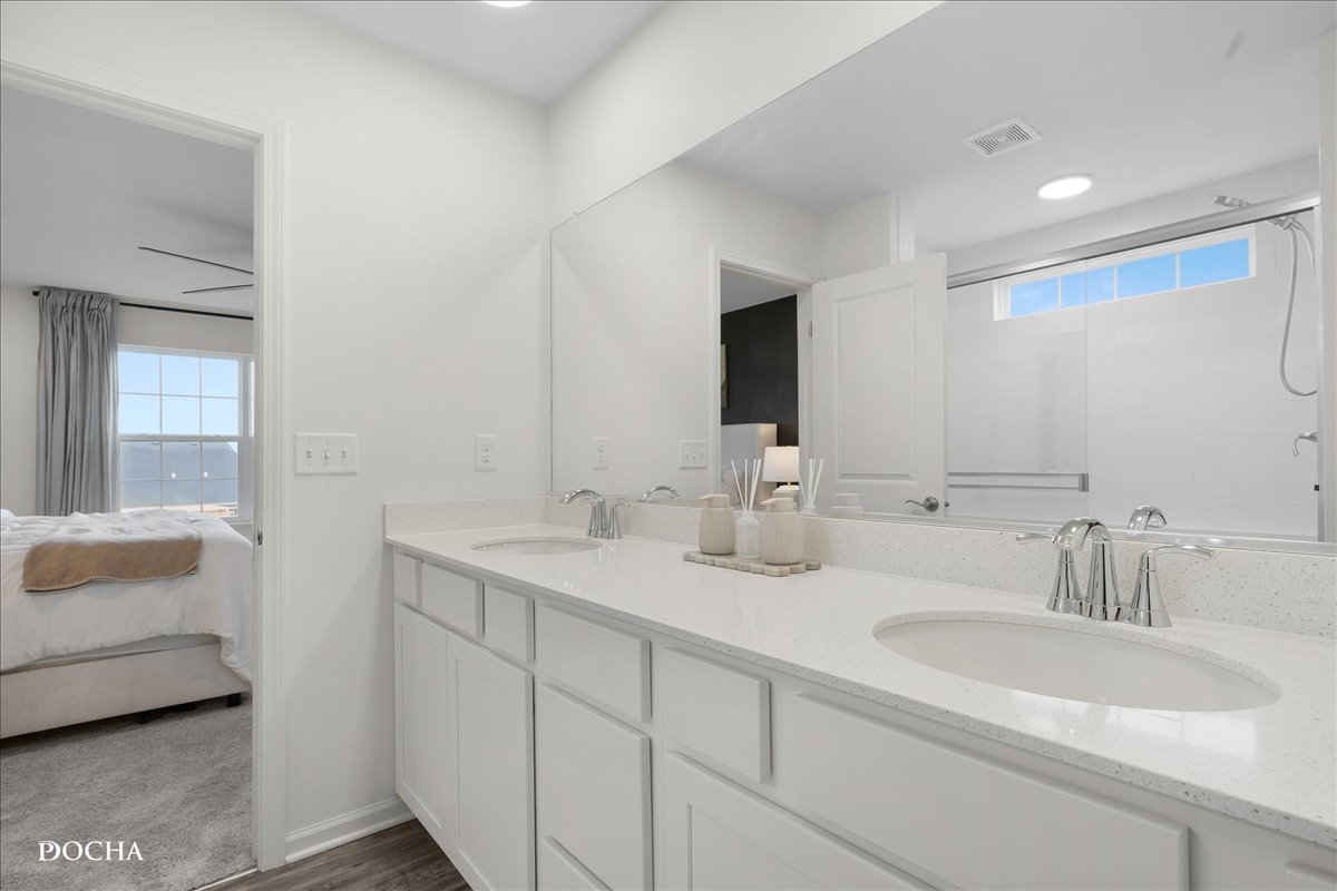 2155 Hartfield Avenue, Yorkville, IL 60560