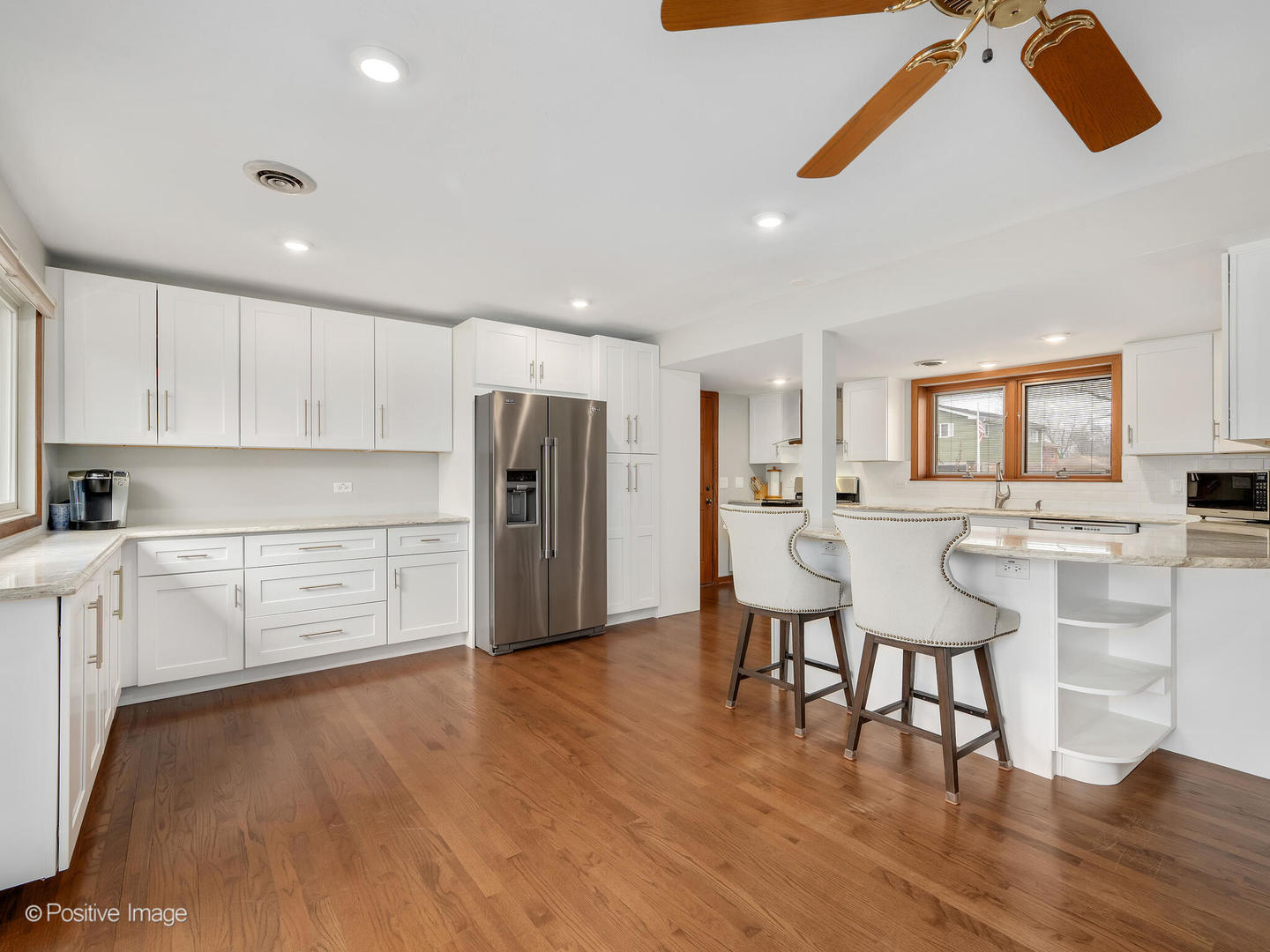 564 E Bryn Mawr Avenue, Roselle, IL 60172