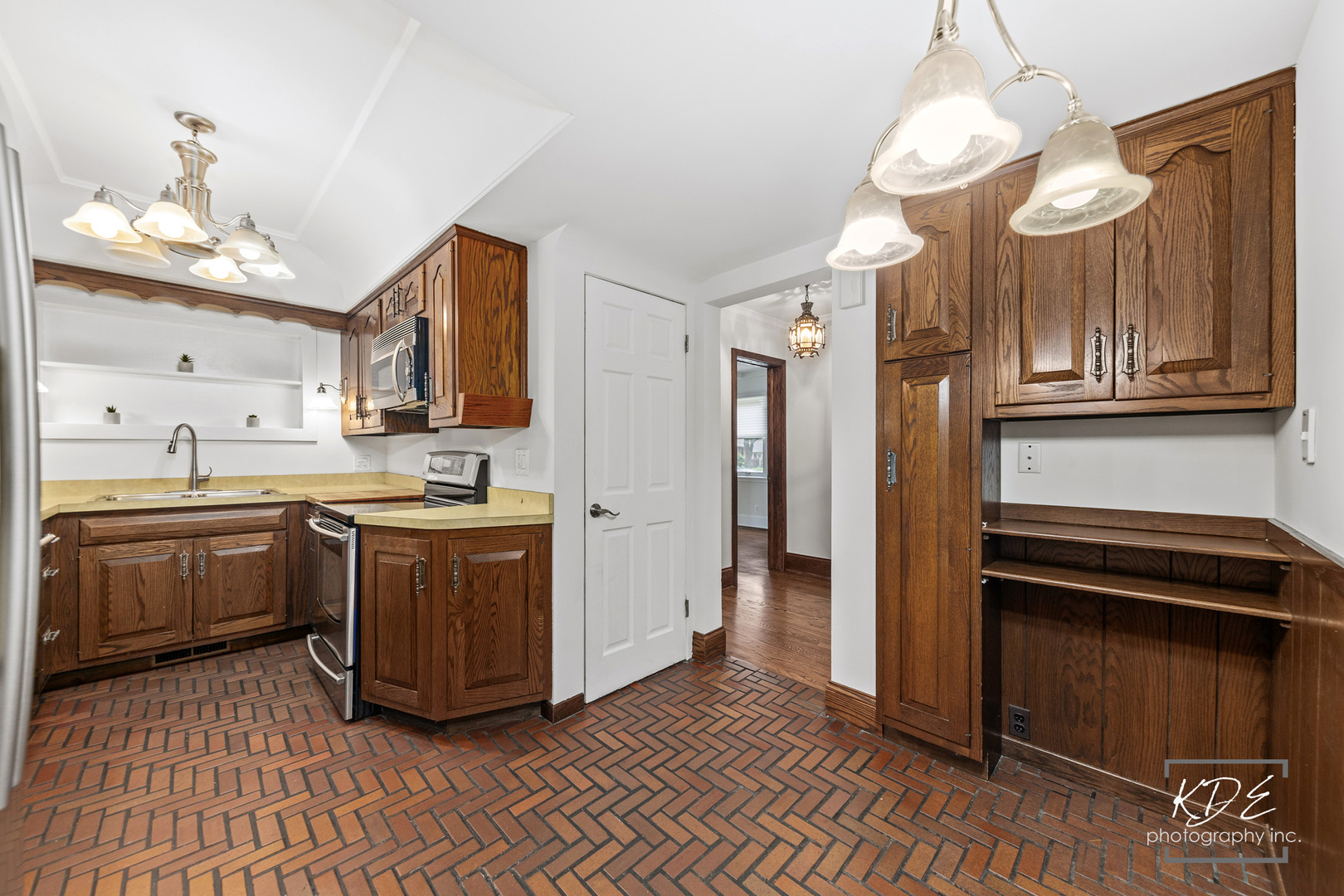 330 S Maple Street, Itasca, IL 60143