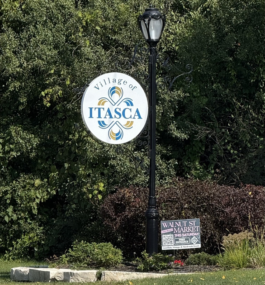 330 S Maple Street, Itasca, IL 60143