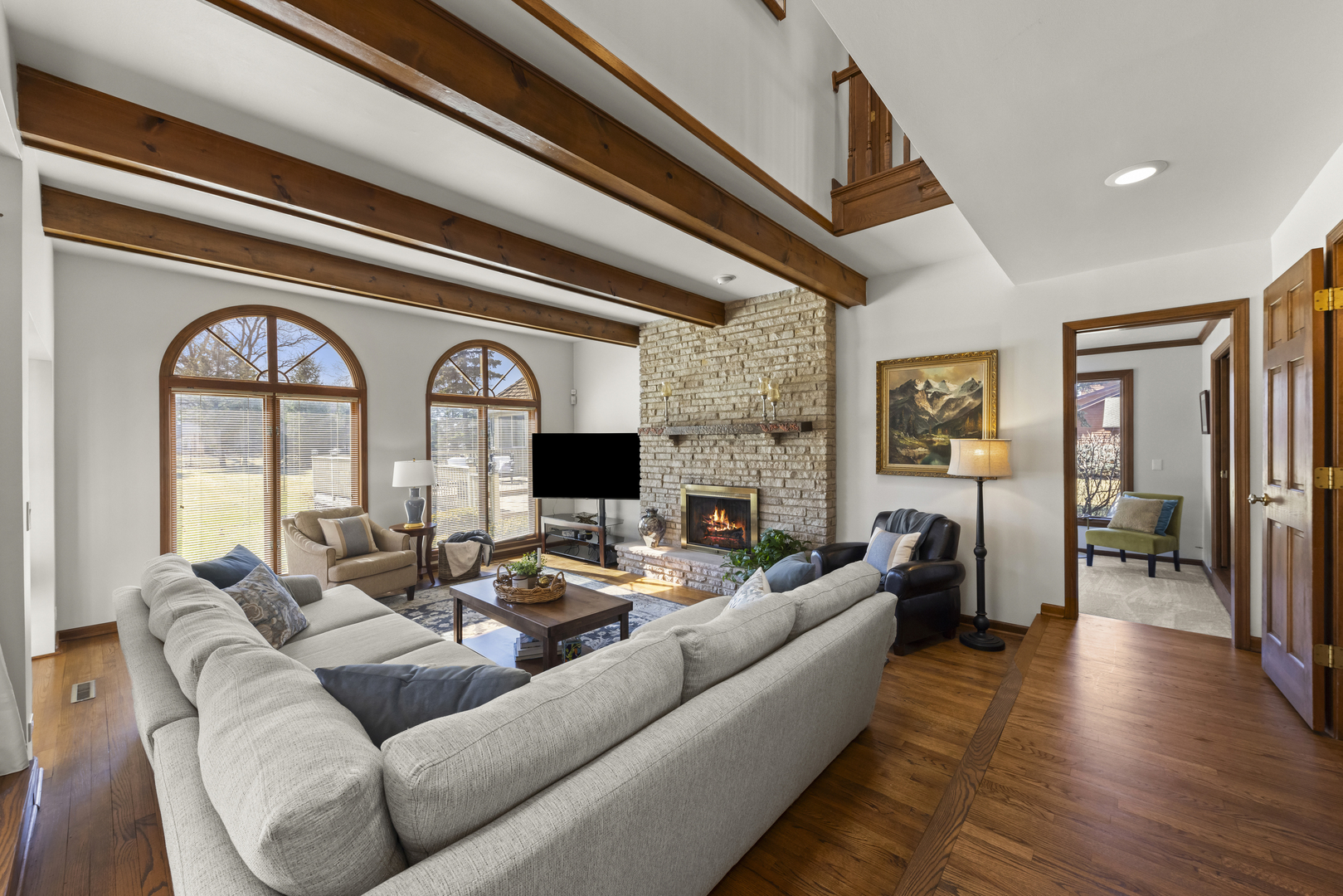 28W211 Cantigny Drive, Winfield, IL 60190