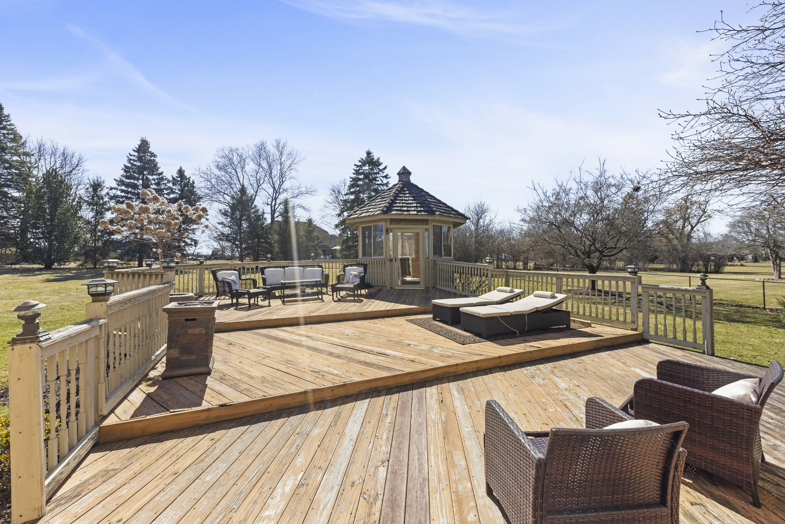 28W211 Cantigny Drive, Winfield, IL 60190