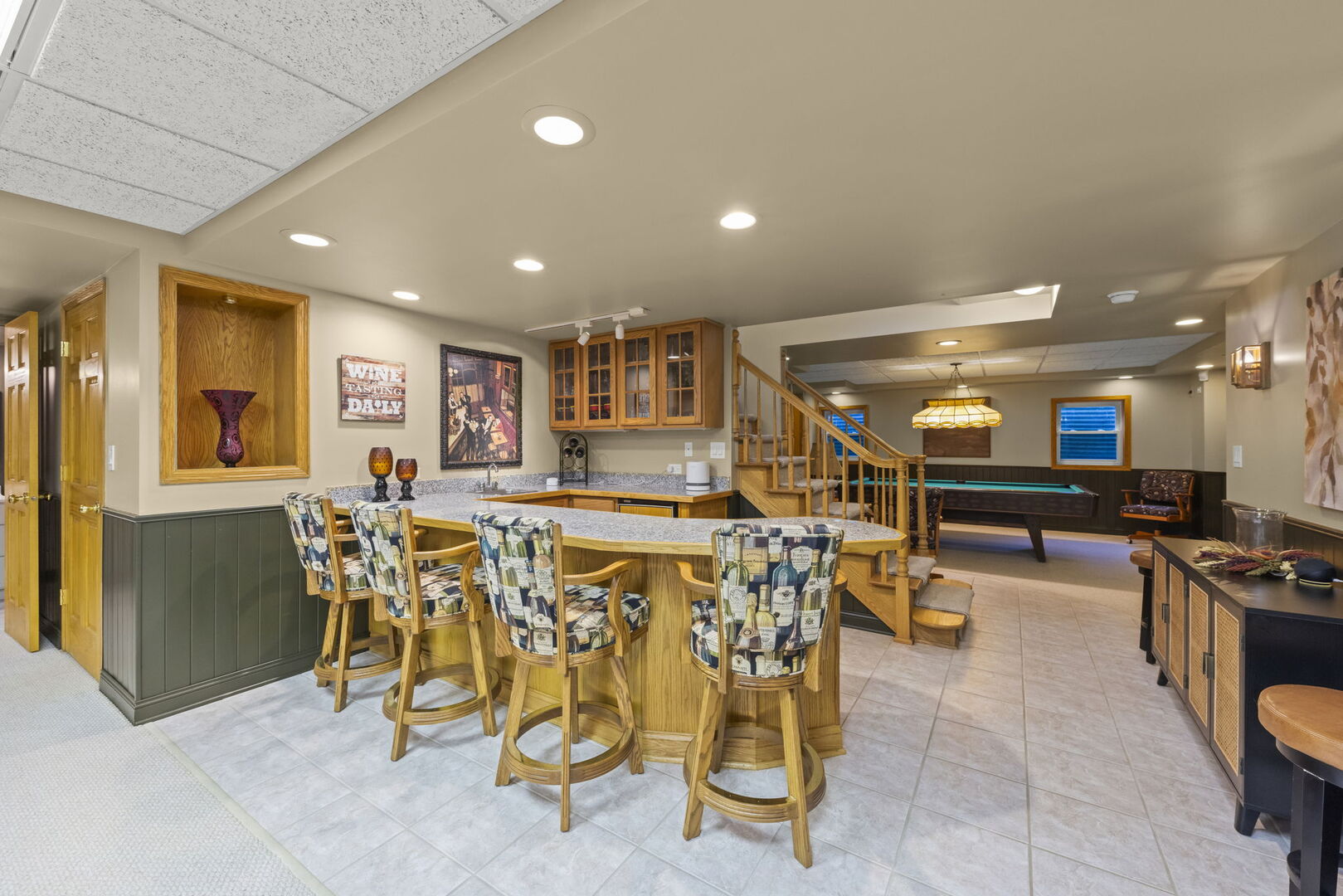 28W211 Cantigny Drive, Winfield, IL 60190