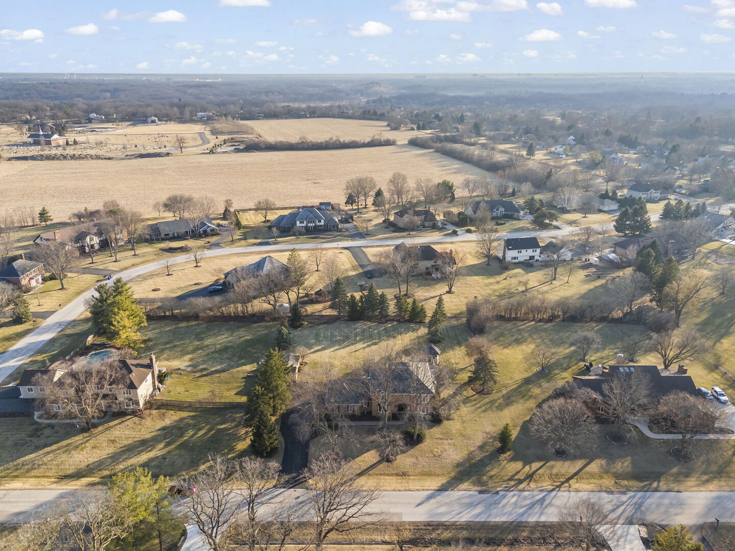 28W211 Cantigny Drive, Winfield, IL 60190