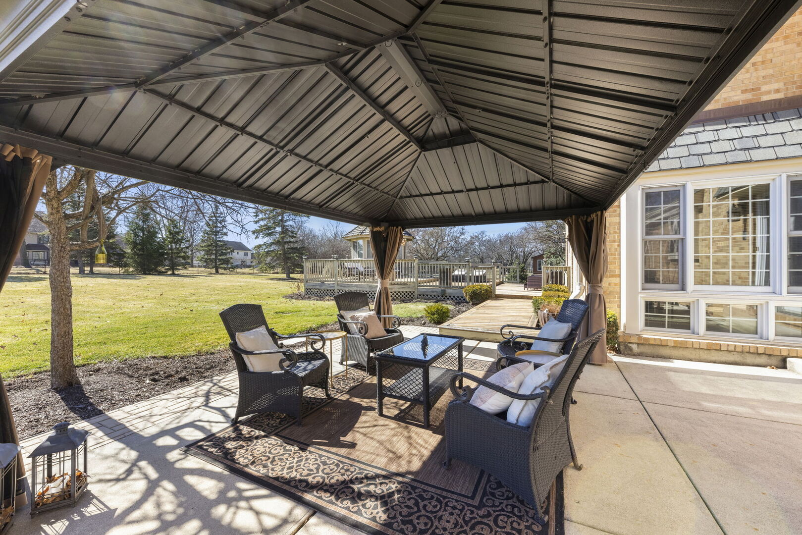 28W211 Cantigny Drive, Winfield, IL 60190