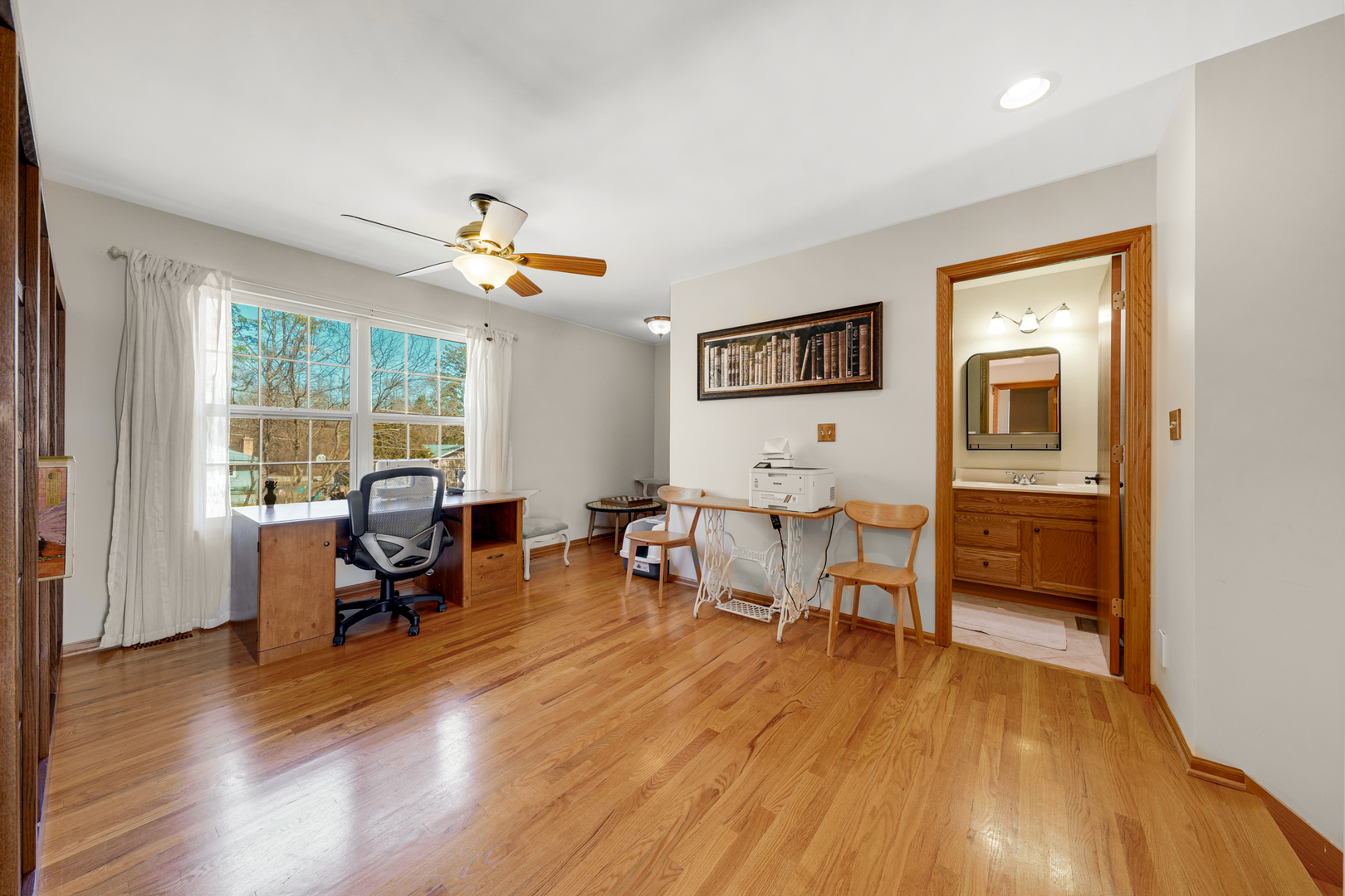 21564 W SARAH Drive, Lake Villa, IL 60046