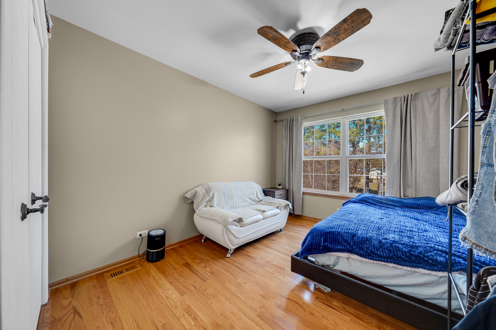 21564 W SARAH Drive, Lake Villa, IL 60046