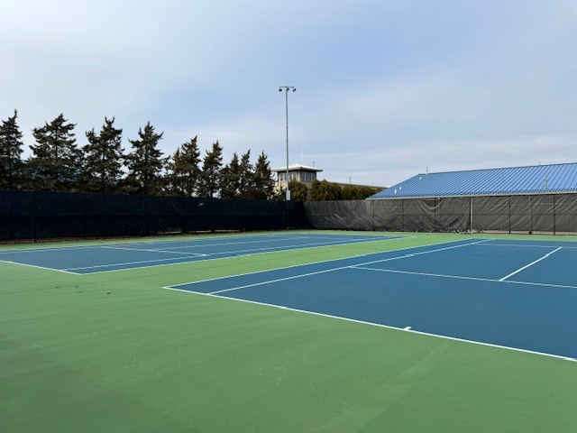 18500 W Aspen Court, Grayslake, IL 60030